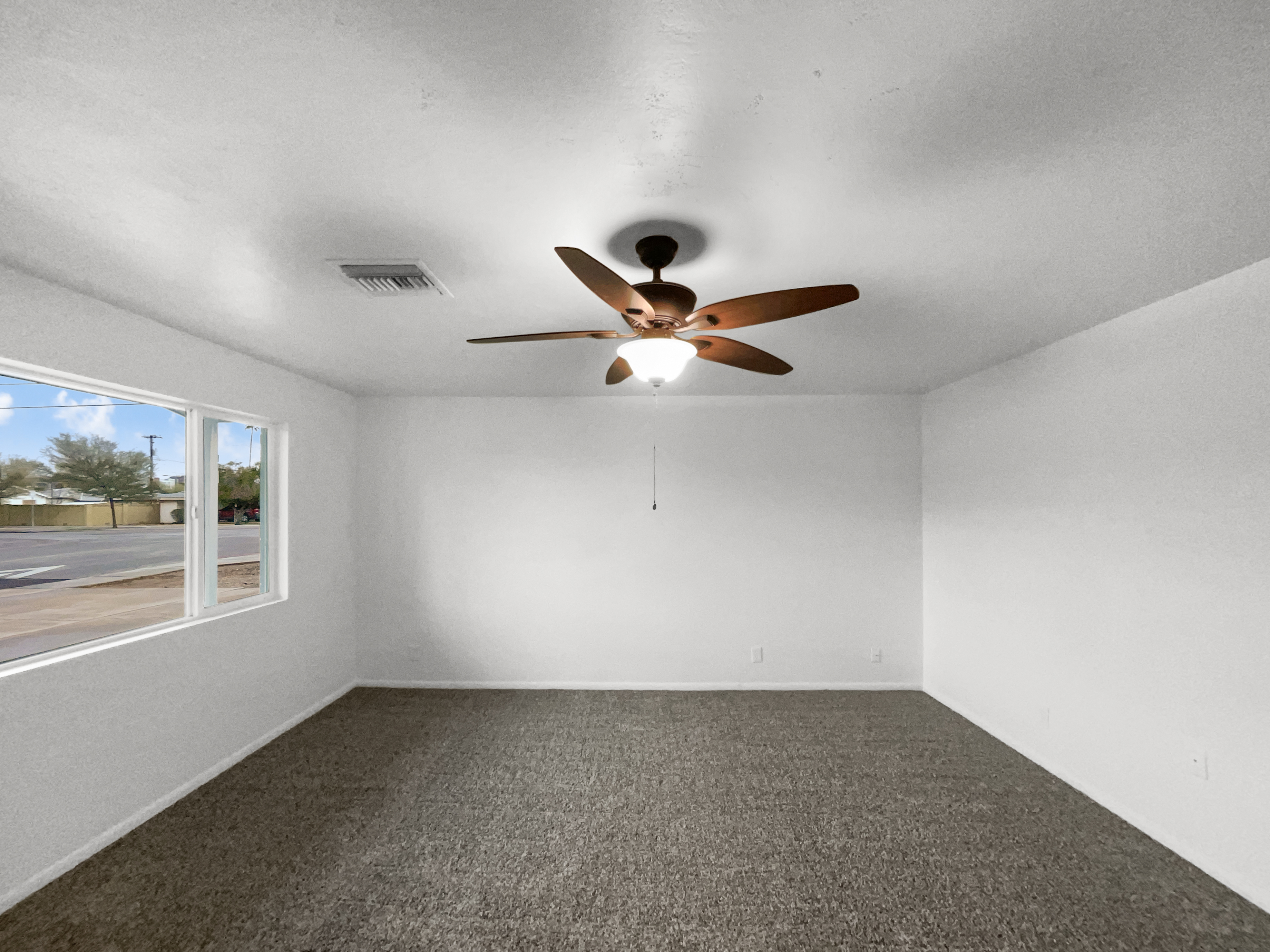 Photo 9 of 19 of 901 W 16th St, Tempe, AZ