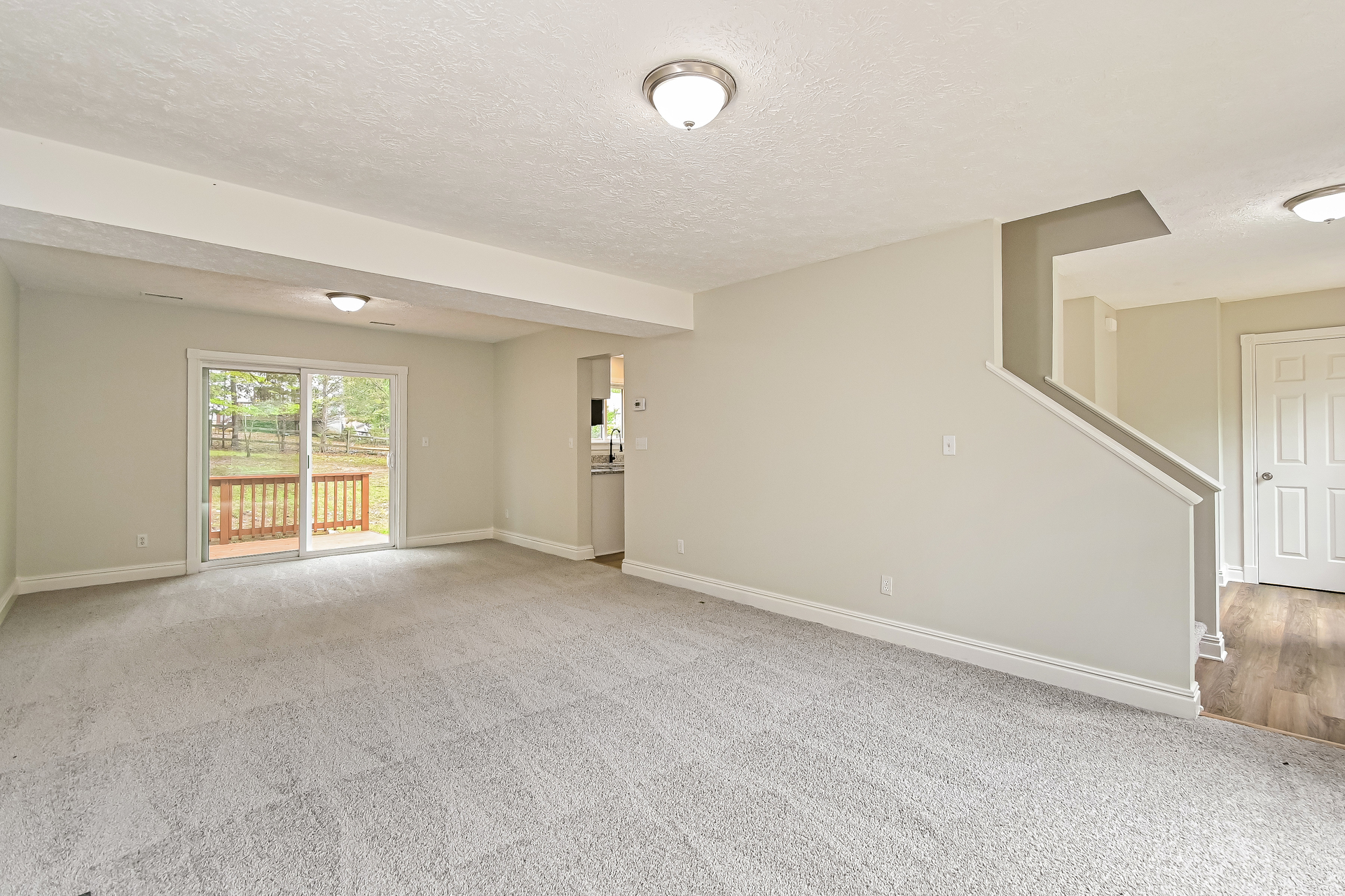 Photo 6 of 21 of 338 Jefferson Dr, Palmyra, VA