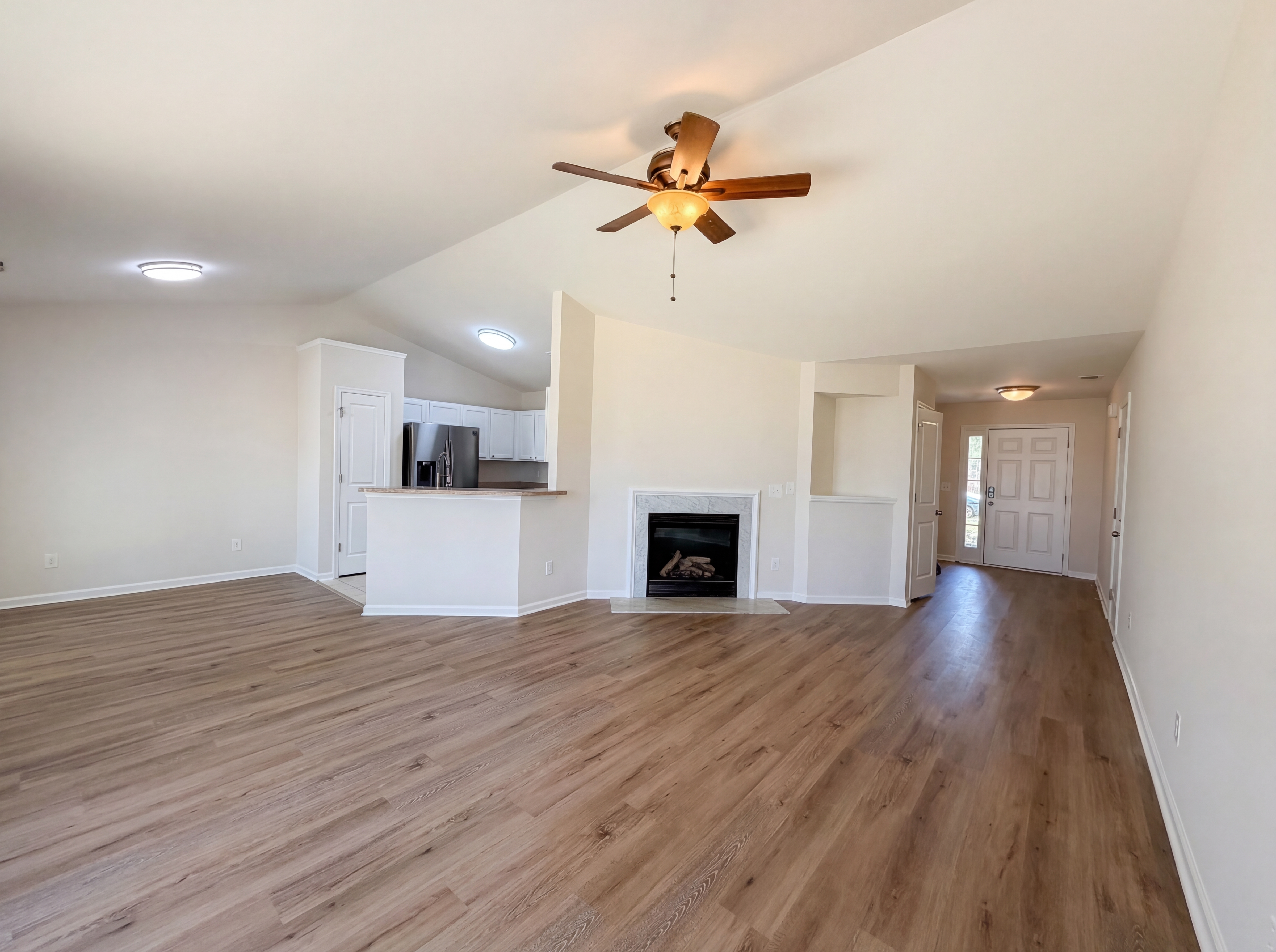 Photo 3 of 17 of 9794 Stockport Cir, Summerville, SC