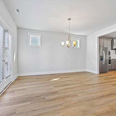 Property photo 3 of 121 Broadwater Dr
