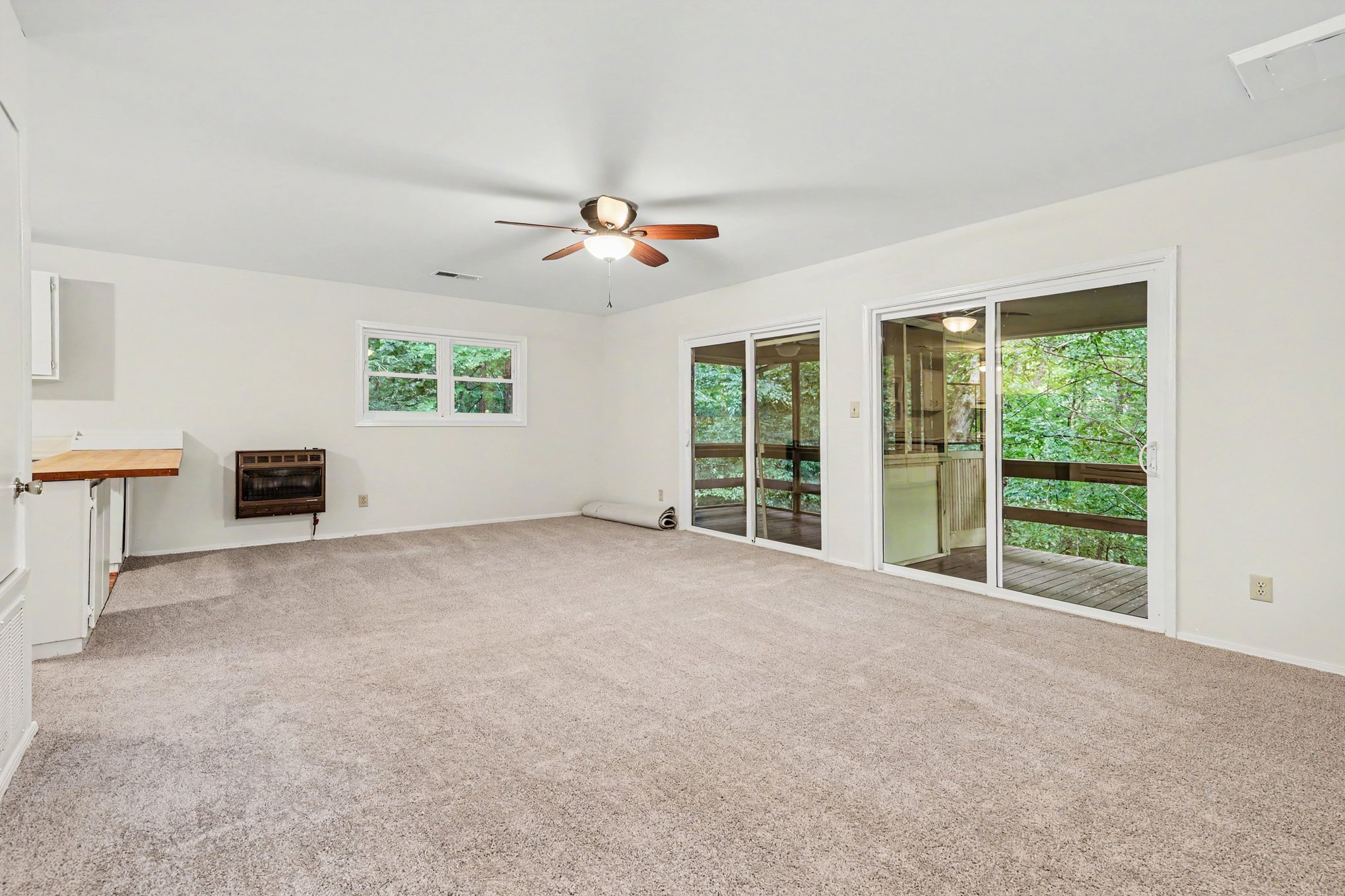 Photo 7 of 17 of 784 Beaver Lake Dr, Ellijay, GA