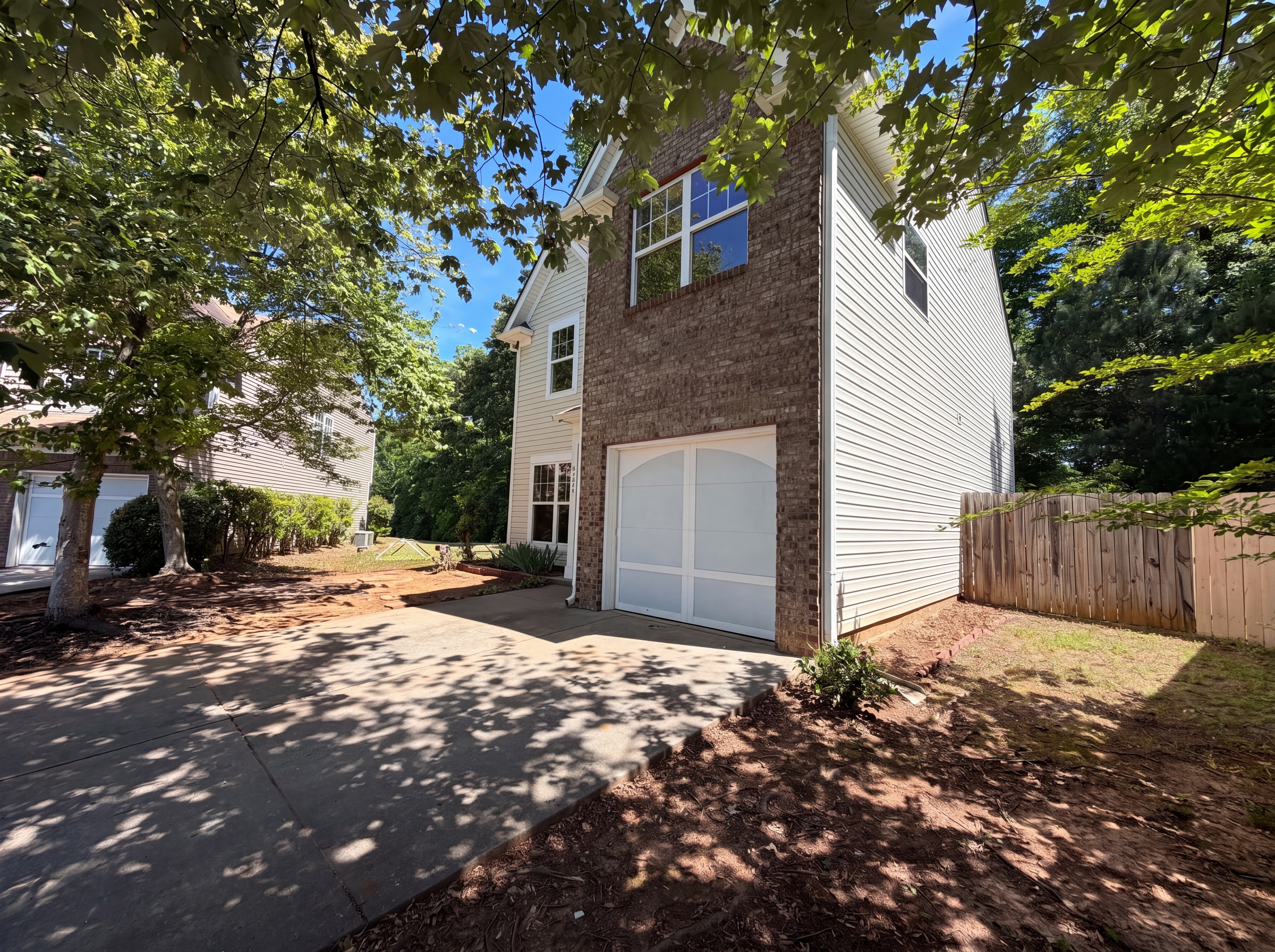 Photo 20 of 22 of 603 Marsh Lake Rd, Lawrenceville, GA