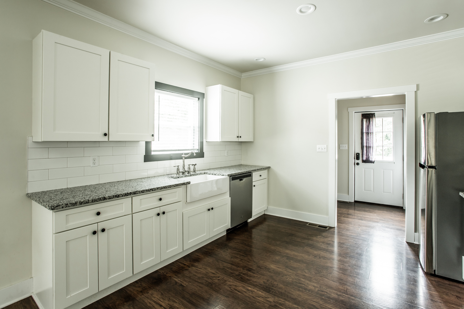Photo 10 of 21 of 2510 E Glenwood Ave, Knoxville, TN