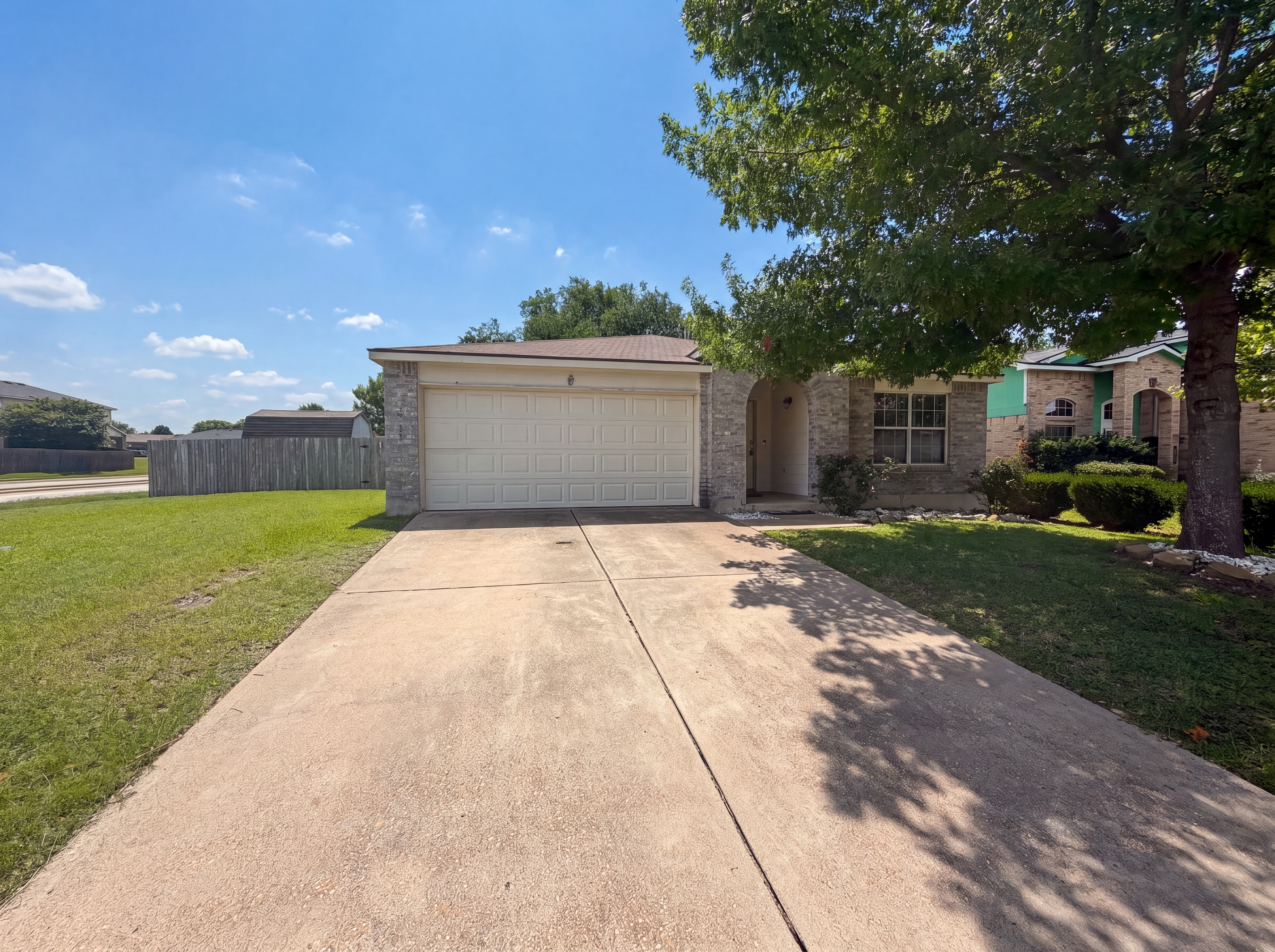 Photo 16 of 19 of 5313 Southern Crossing Dr, Temple, TX