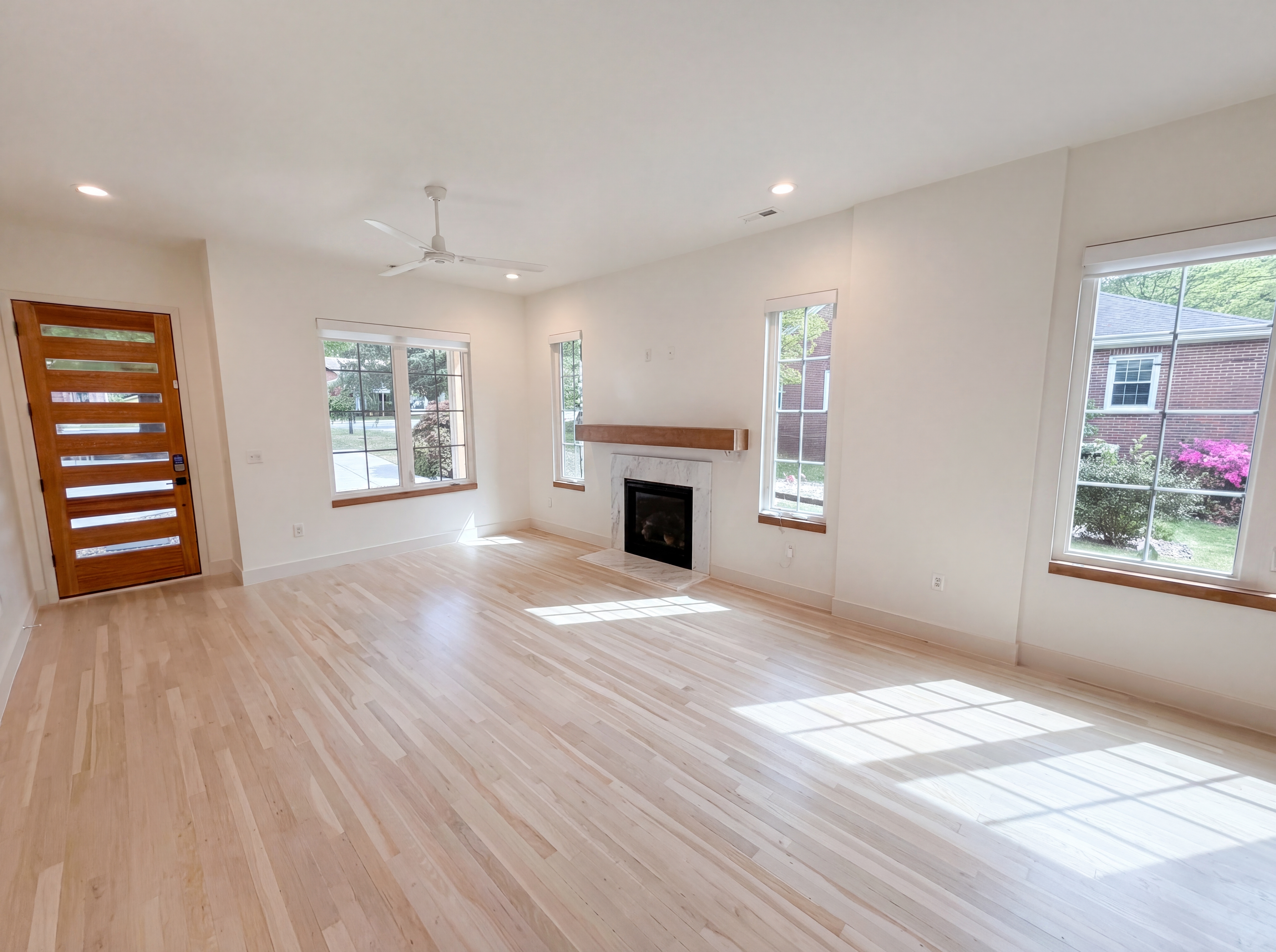 Photo 7 of 29 of 1609 Richland Dr, Charlotte, NC