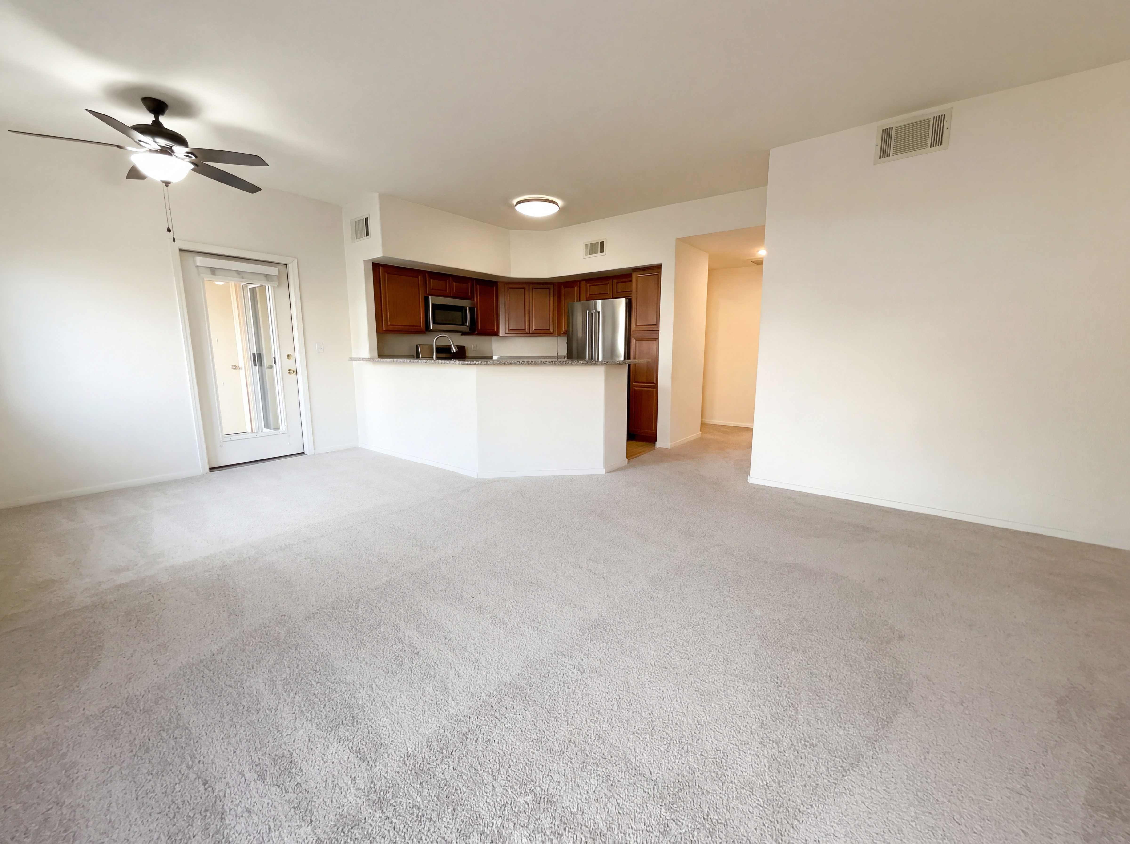Photo 9 of 19 of 900 Heavenly Hills Ct, Las Vegas, NV