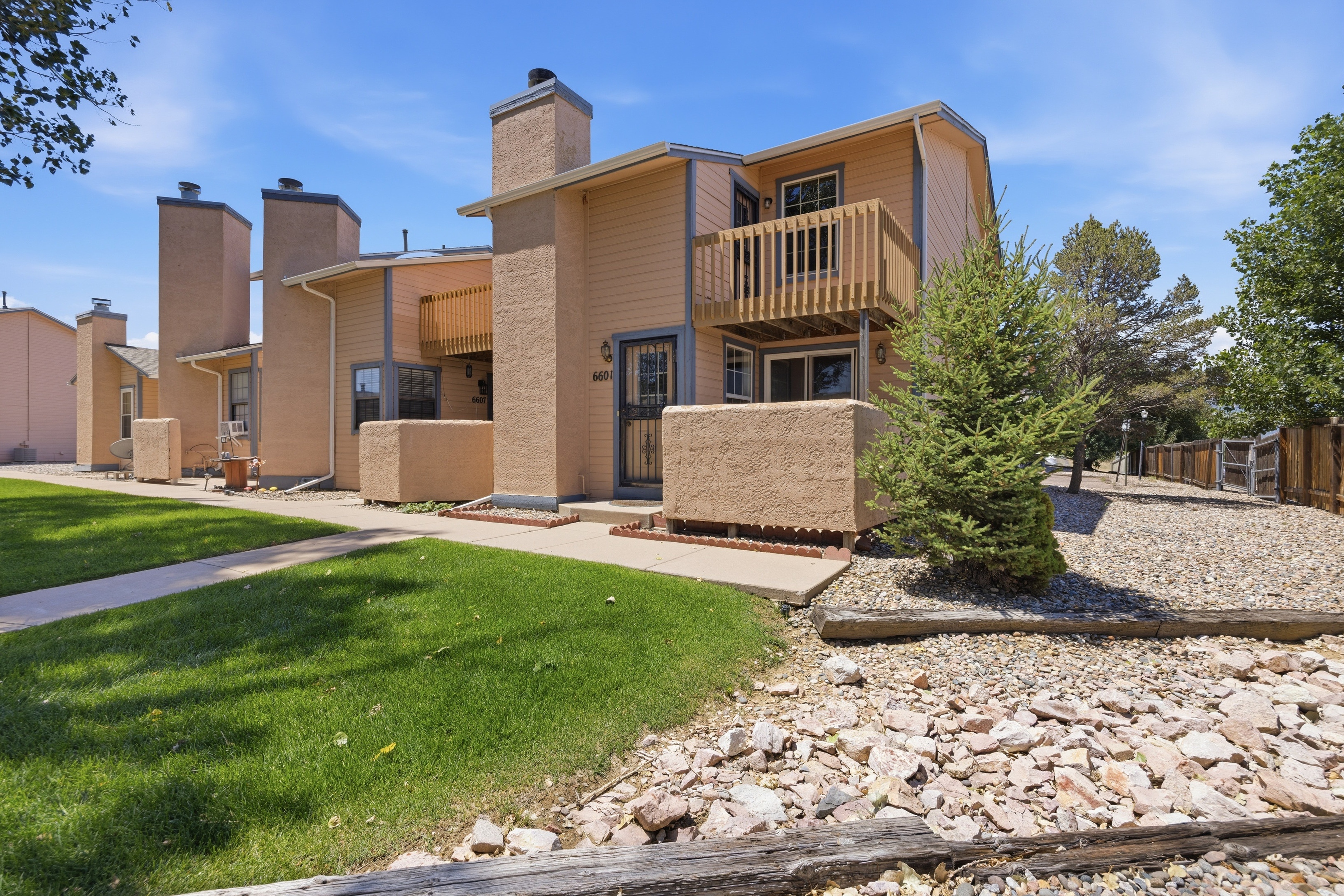 Photo 2 of 34 of 6601 Bobtail Dr, Colorado Springs, CO