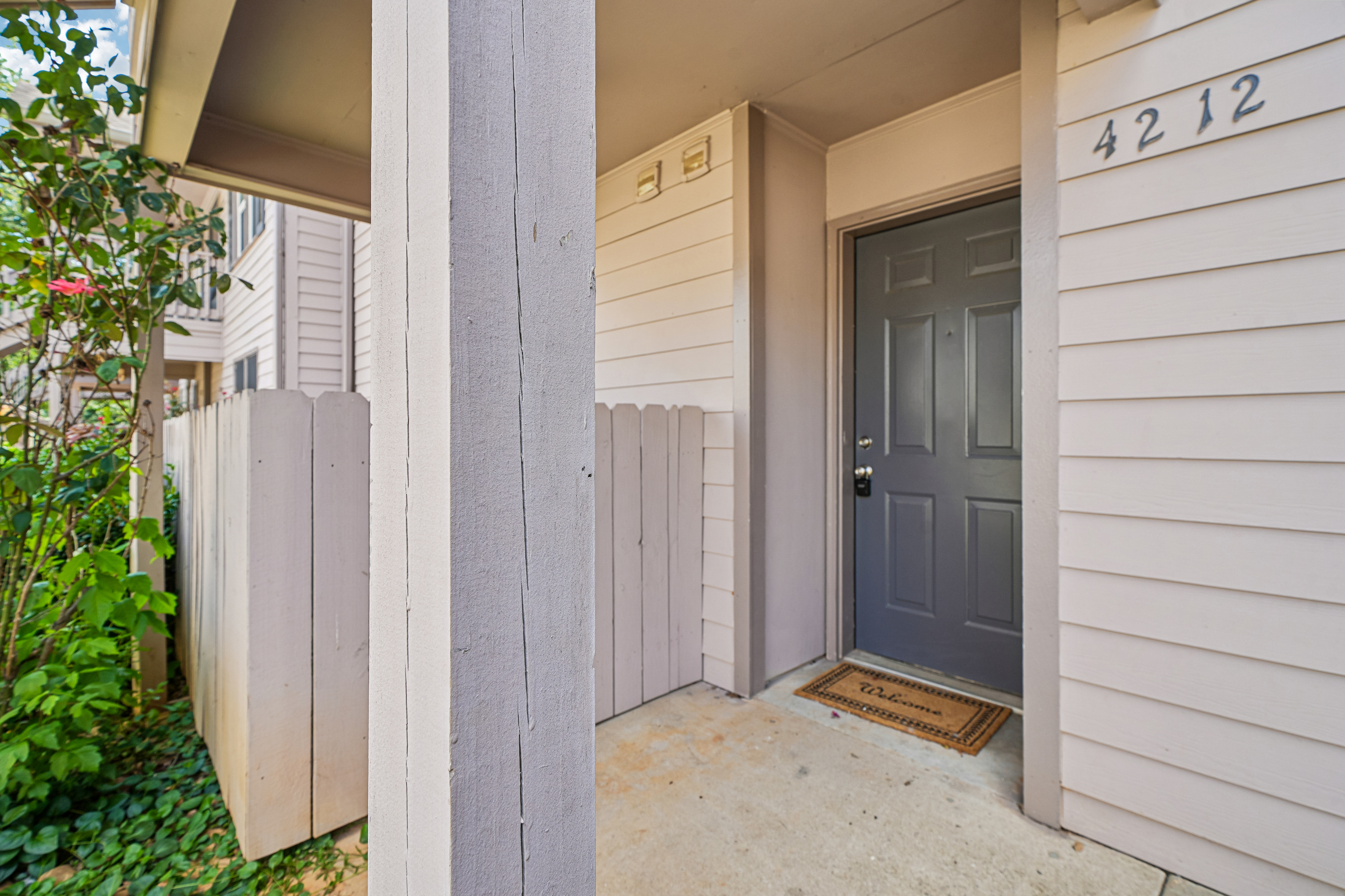 Photo 6 of 20 of 4212 Stillwater Dr, Duluth, GA