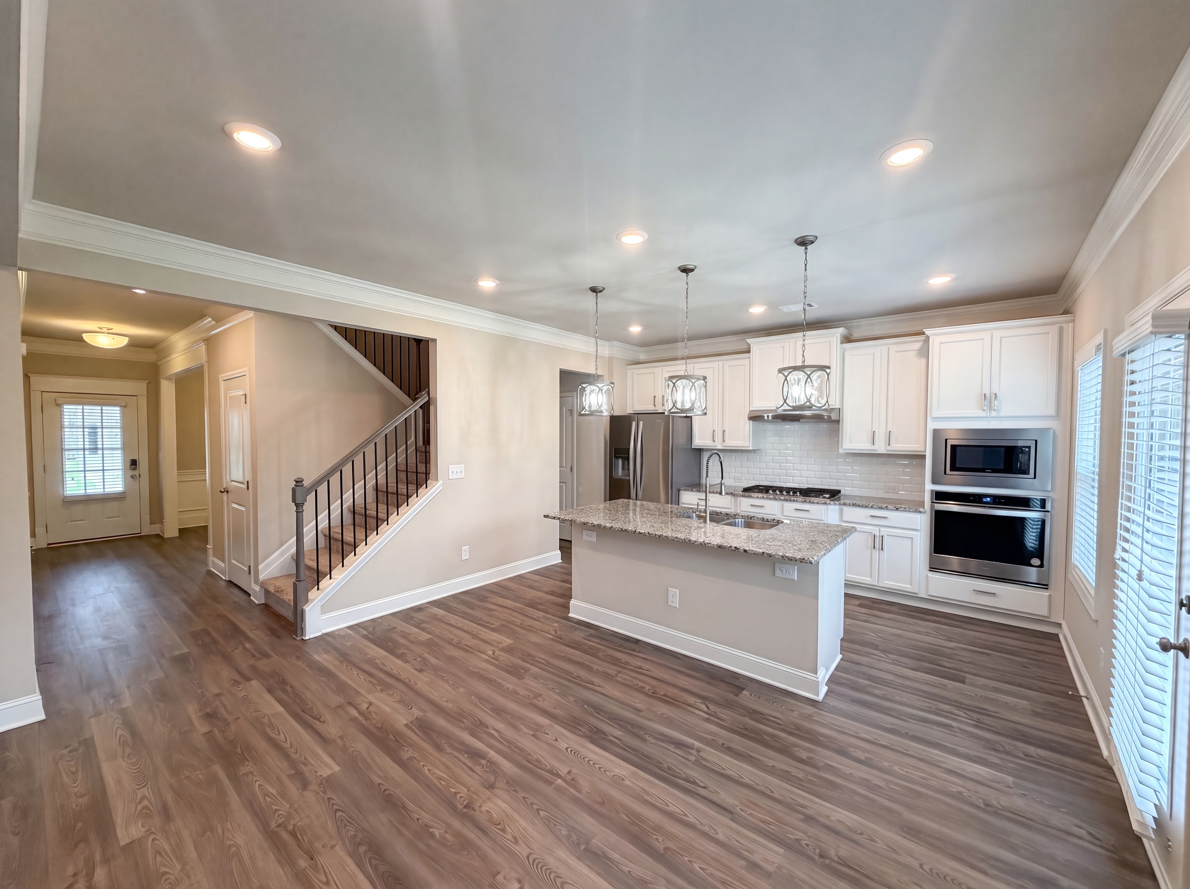 Photo 6 of 24 of 158 Mitchem Creek Dr, Loganville, GA