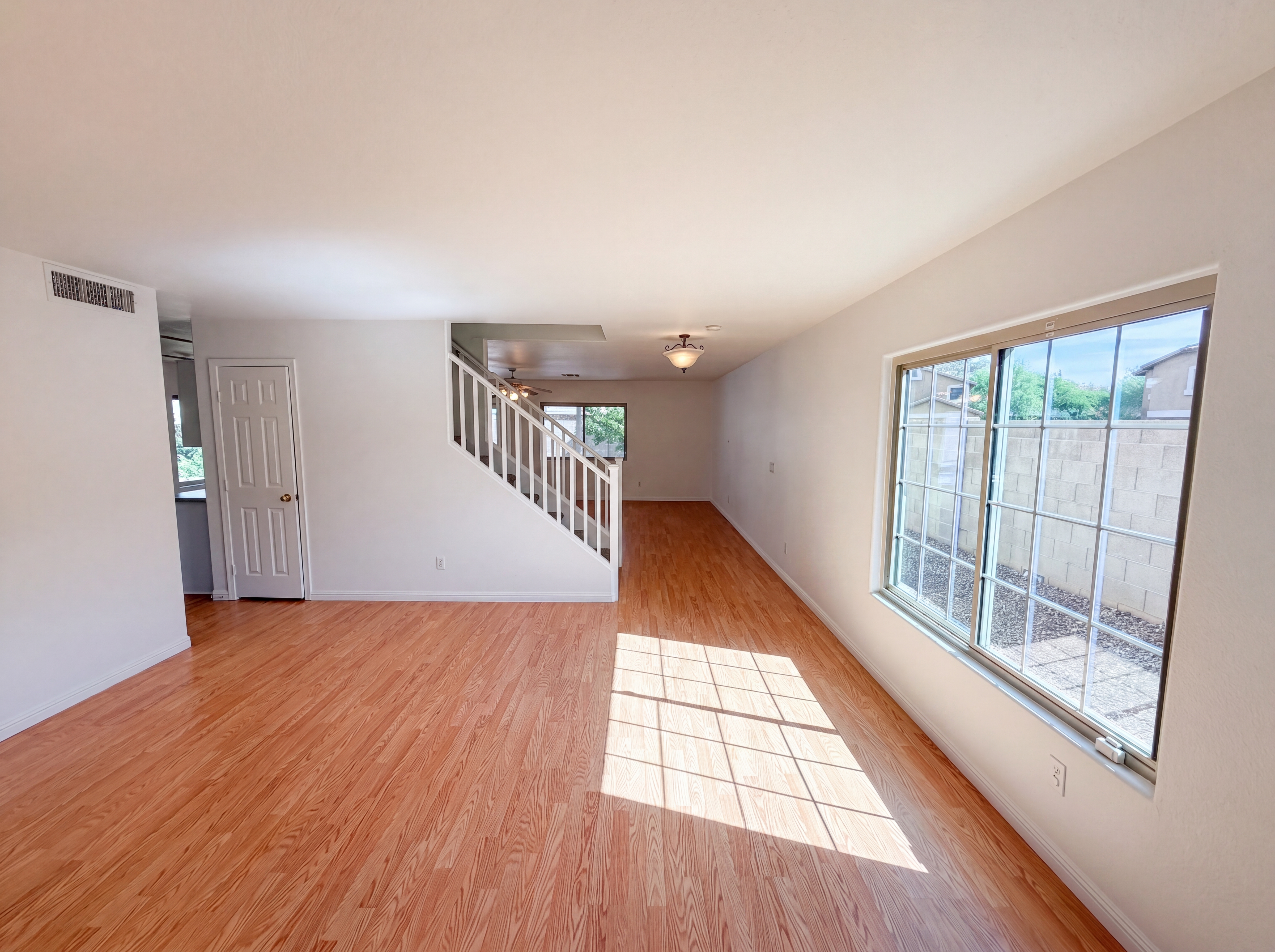 Photo 7 of 28 of 2234 E Paraiso Dr, Phoenix, AZ