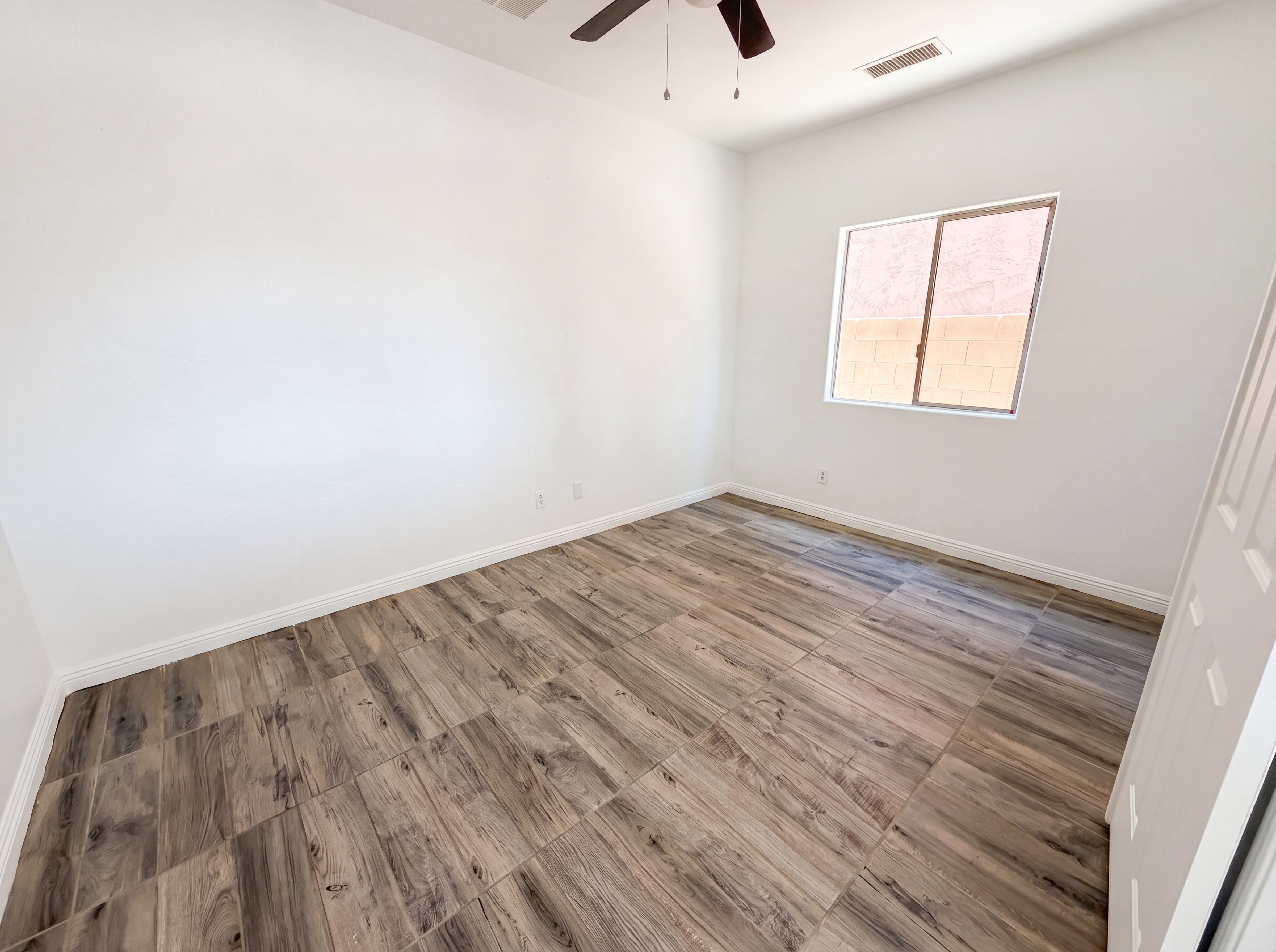 Photo 15 of 41 of 3269 N 301st Dr, Buckeye, AZ