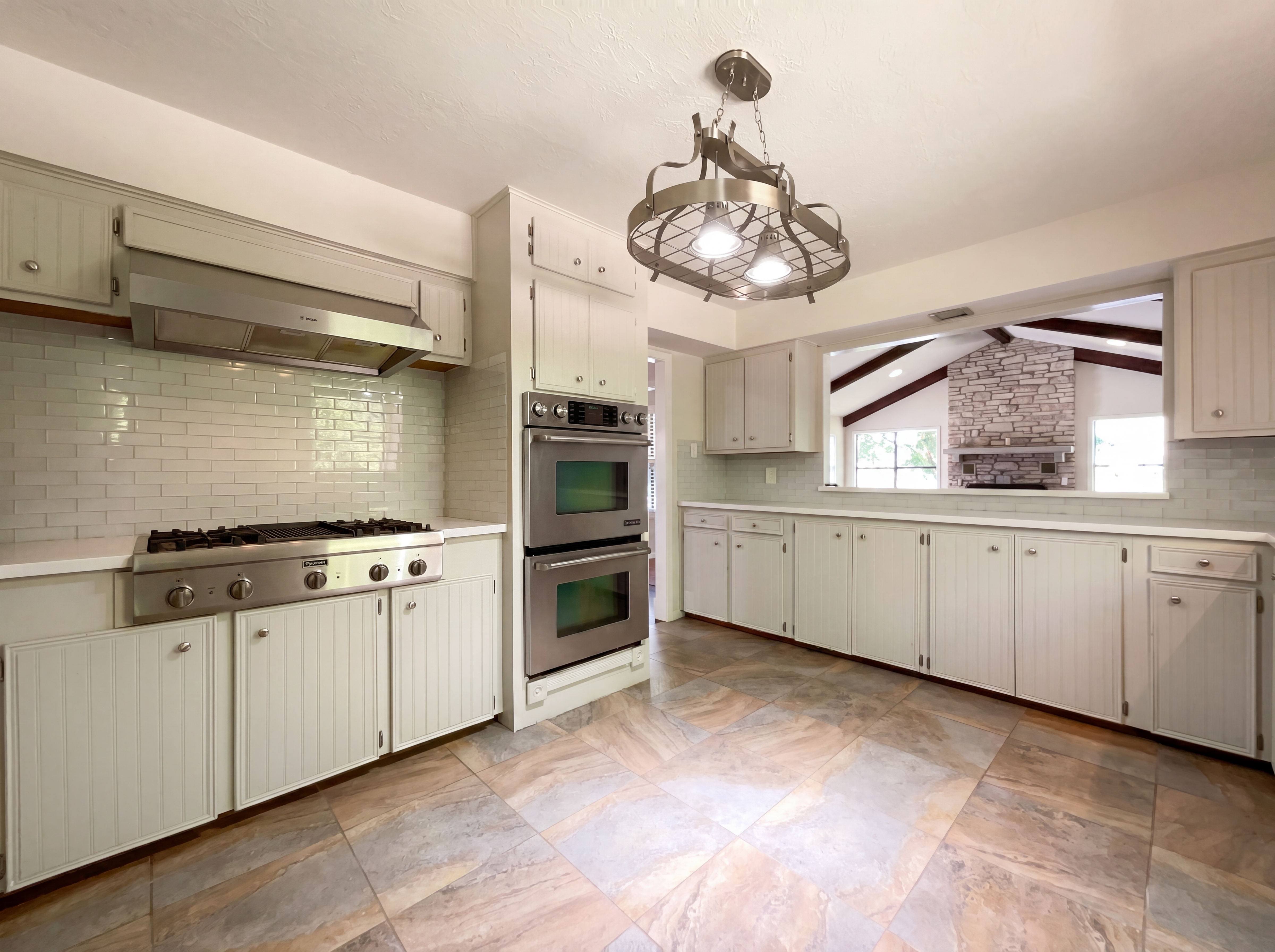 Photo 6 of 21 of 241 Greenbriar Dr, Livingston, TX