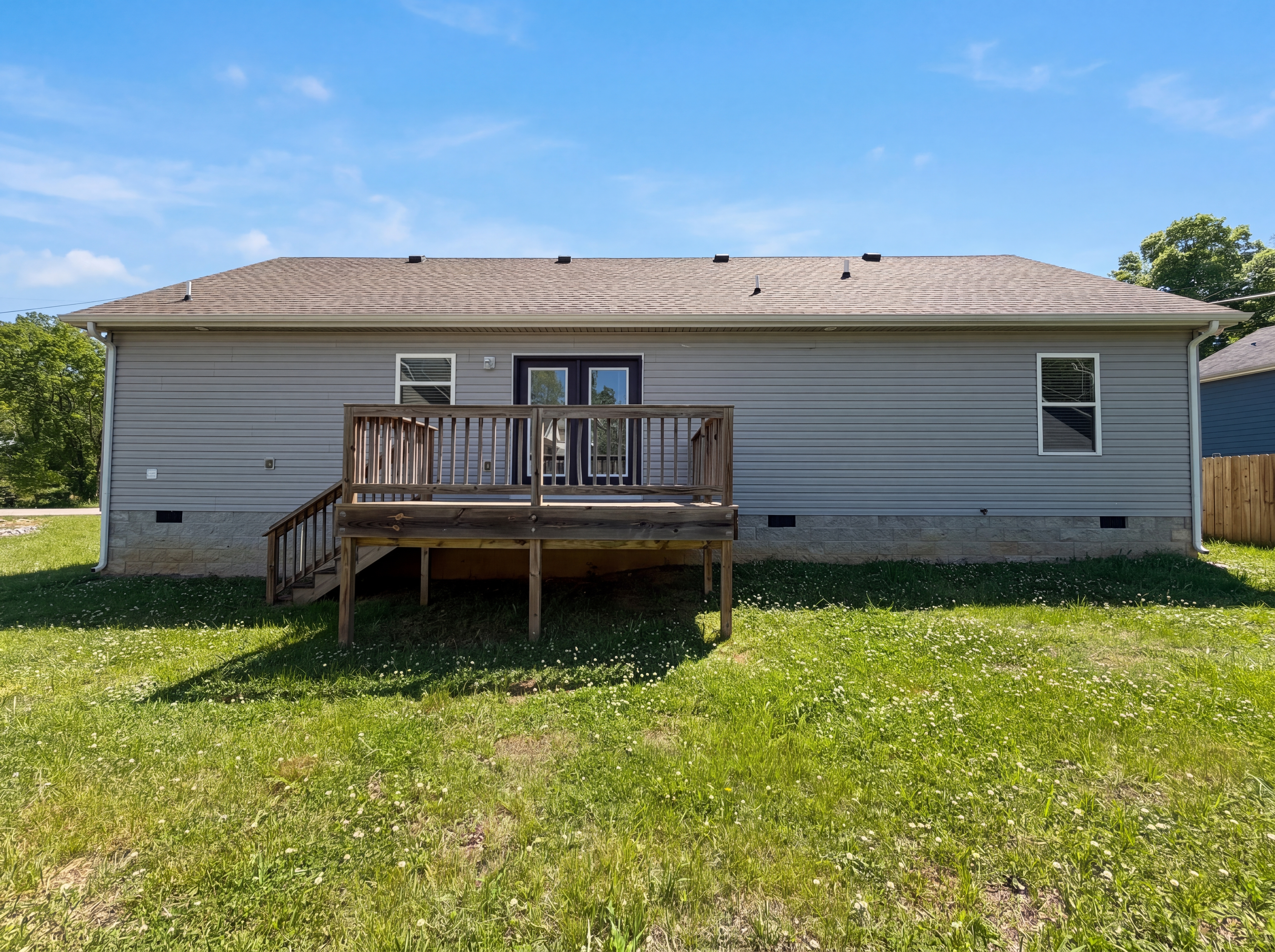 Photo 5 of 23 of 340 Elm Ave, Lewisburg, TN