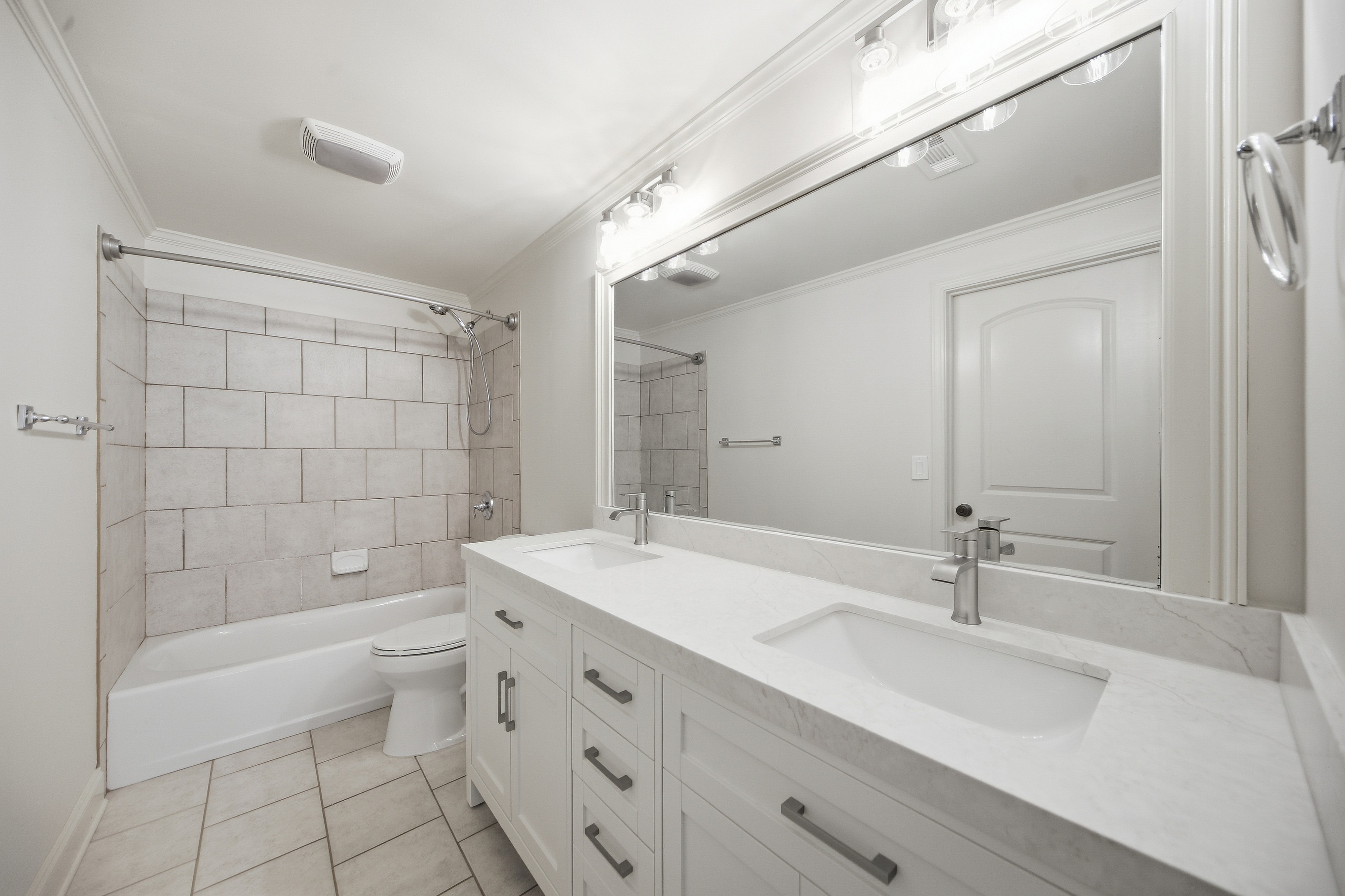 Photo 41 of 52 of 3420 Camellia Ln, Suwanee, GA