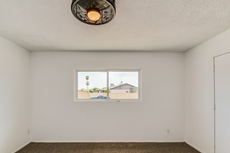 Photo 27 of 37 - 13840 N 52nd Dr, Glendale, AZ 85306