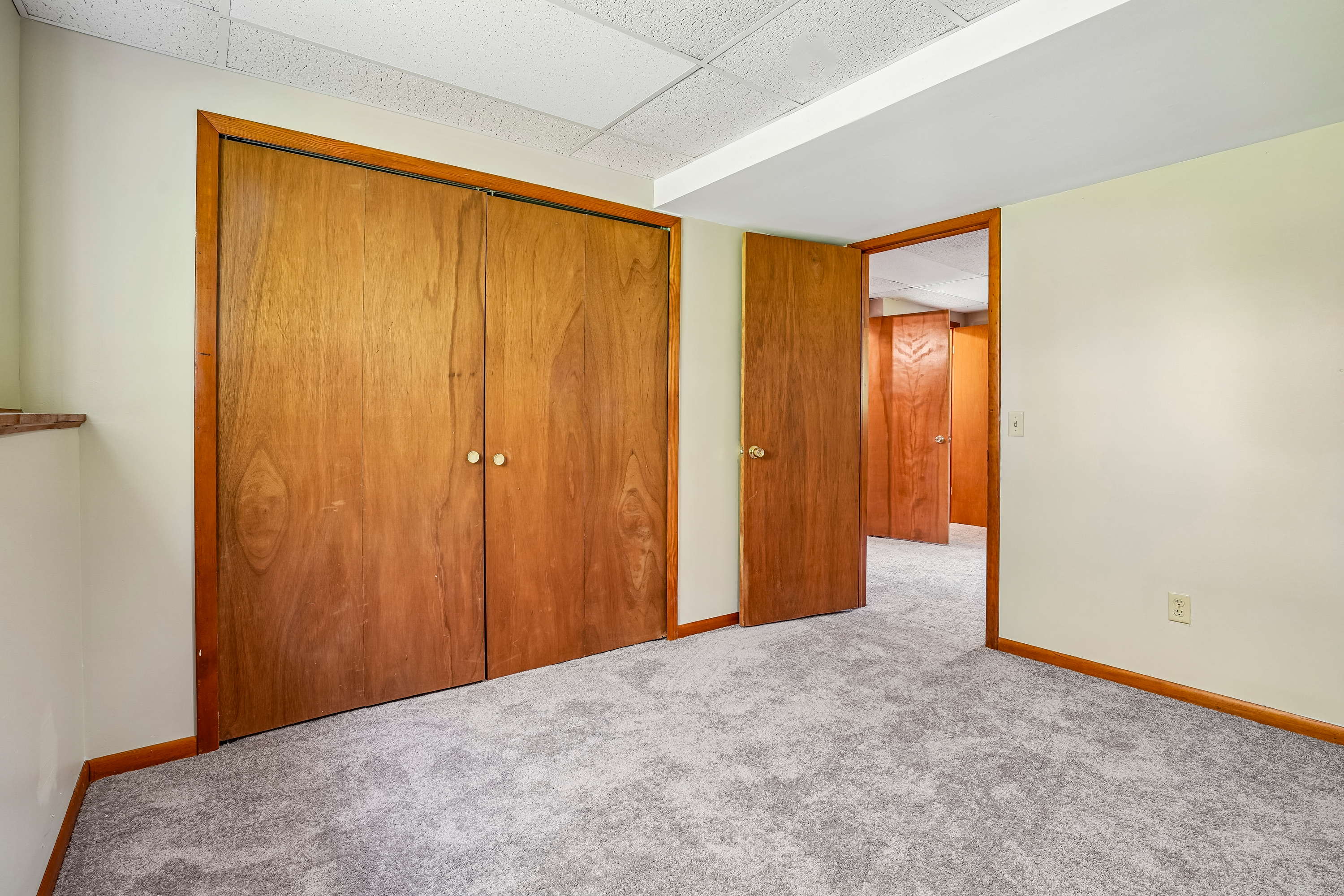 Photo 5 of 30 of 10153 Ashton St, Pinckney, MI