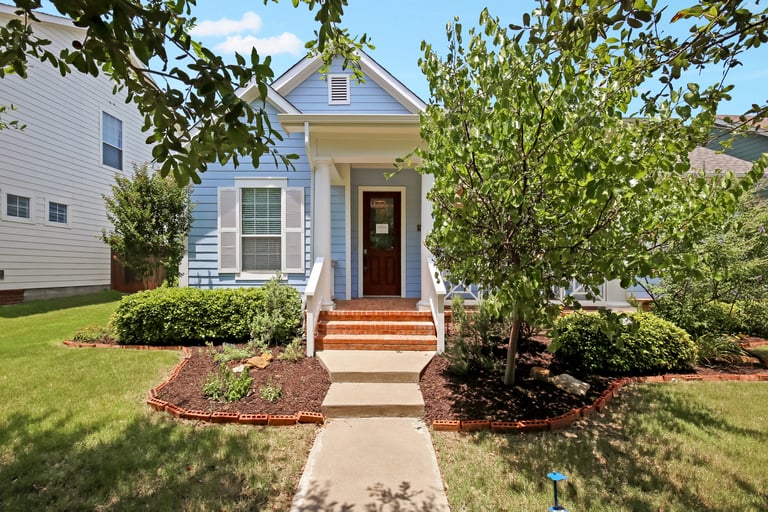 Photo 1 of 27 - 8601 Olmstead Ter, North Richland Hills, TX 76180