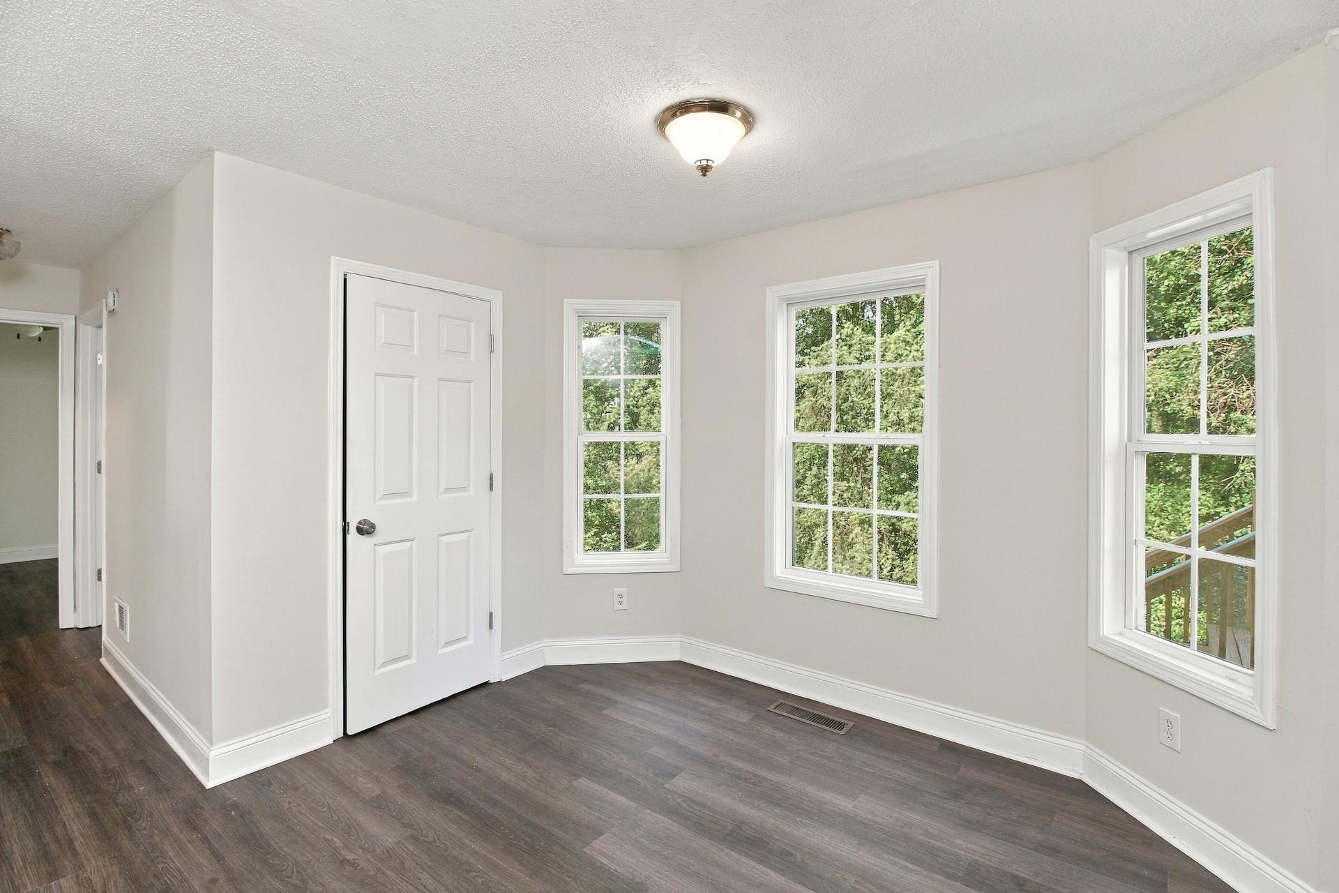 Photo 7 of 22 of 130 Stephanie Ln, Covington, GA
