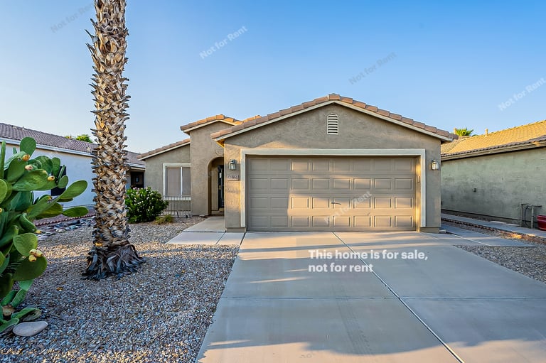 Photo 1 of 19 - 43866 W Sagebrush Trl, Maricopa, AZ 85138