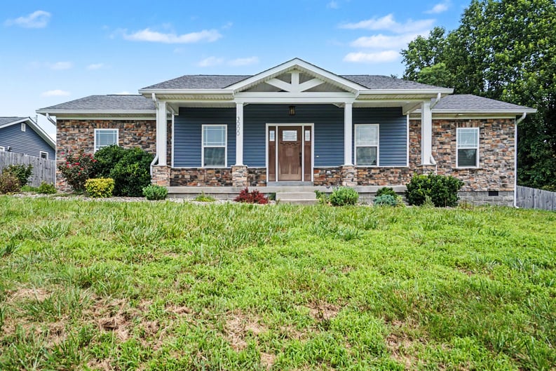 Property photo 1 of 3000 Noble Ct