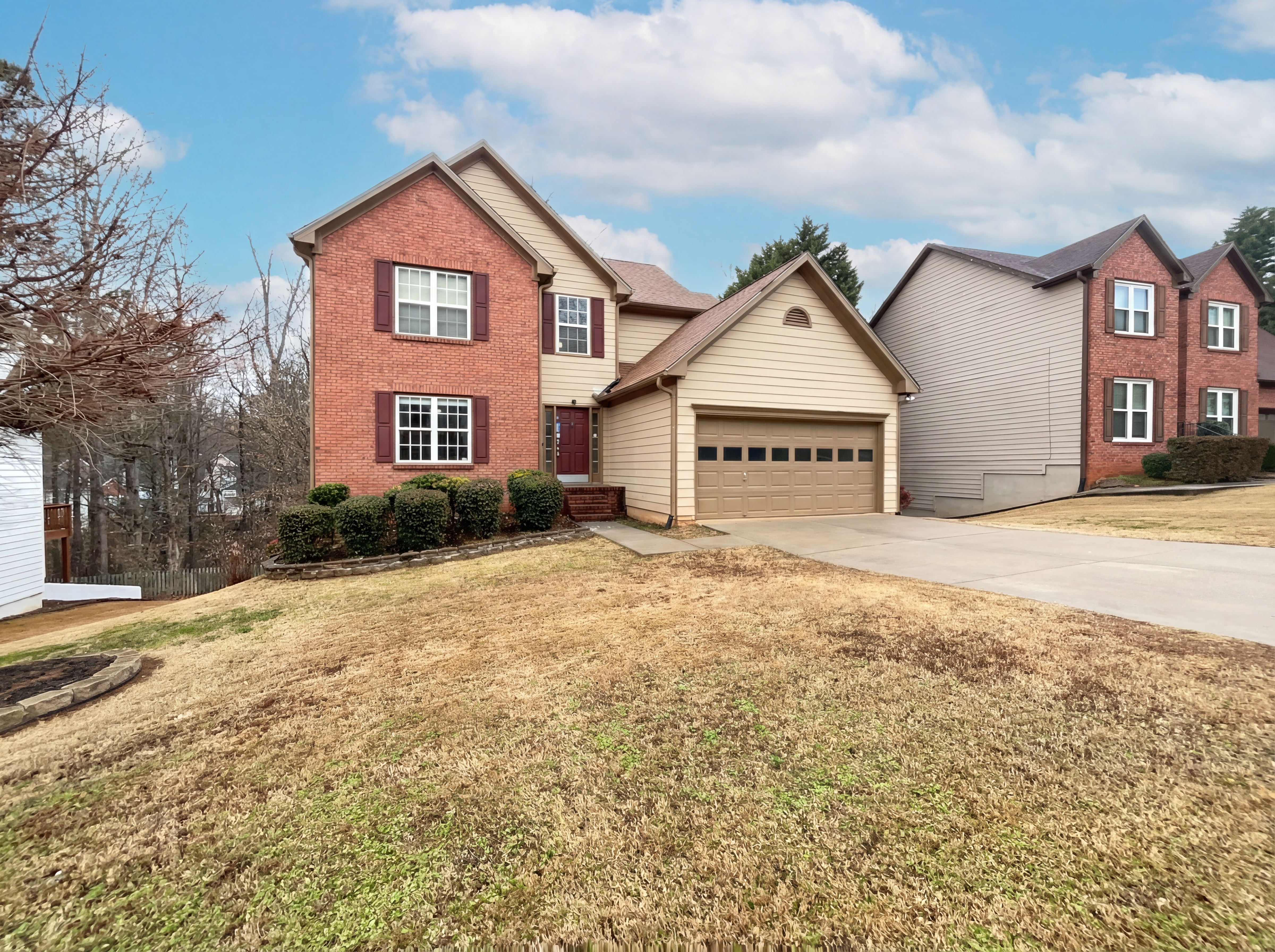 Photo 6 of 35 of 2859 Savannah Walk Ln, Suwanee, GA