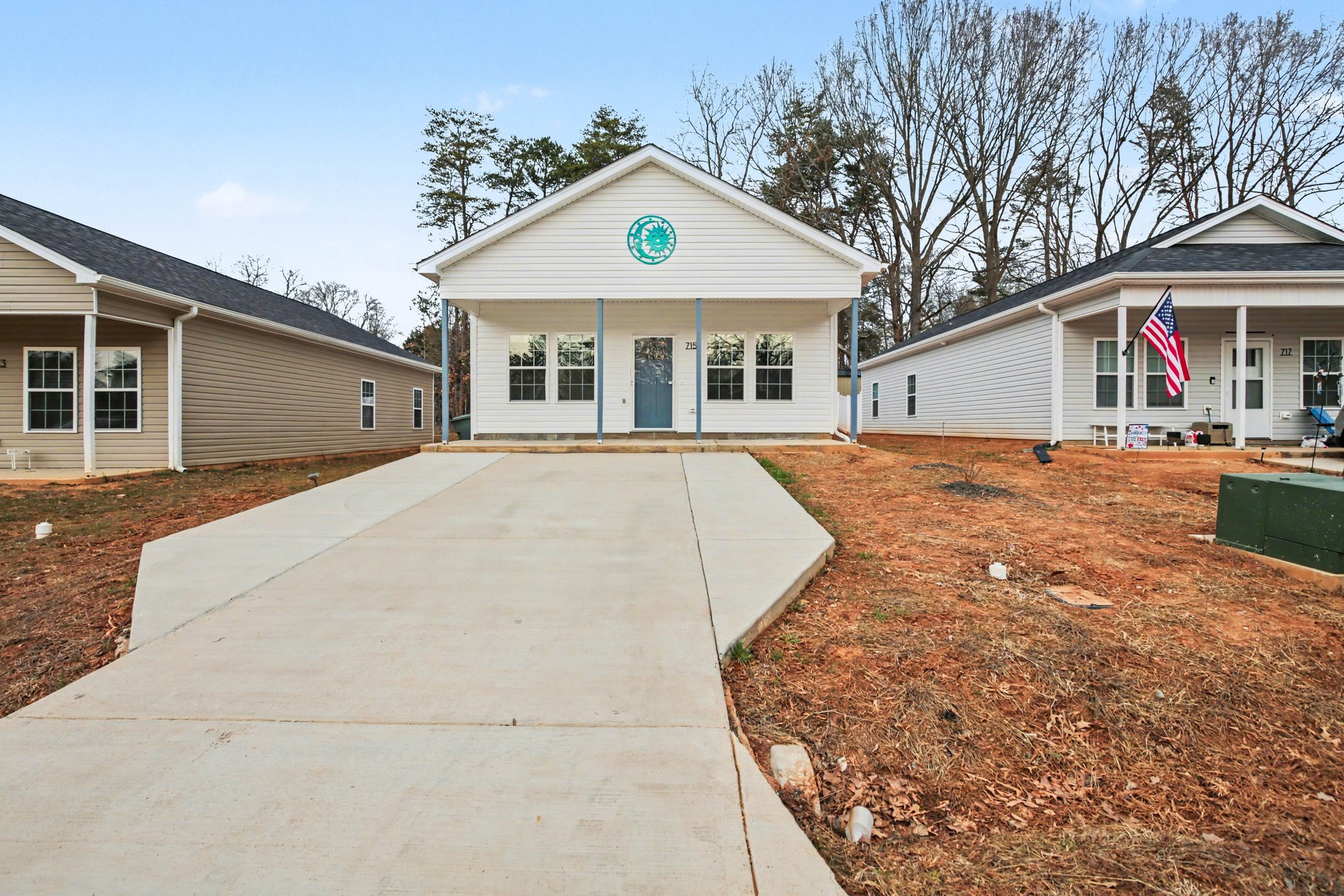 Photo 6 of 17 of 715 Meadowgreen Village Dr, Eden, NC
