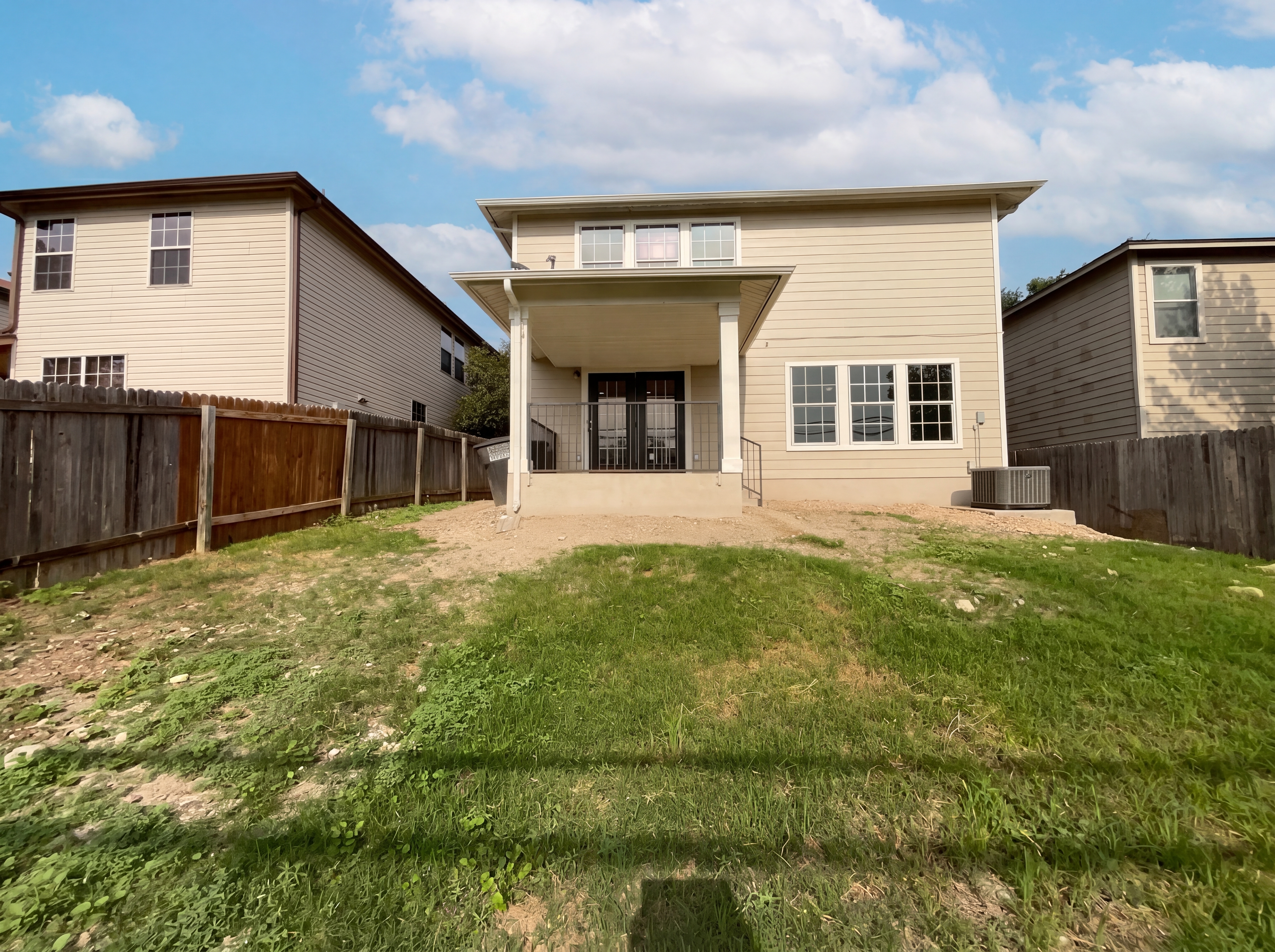 Photo 5 of 20 of 815 Grants Cyn, San Antonio, TX