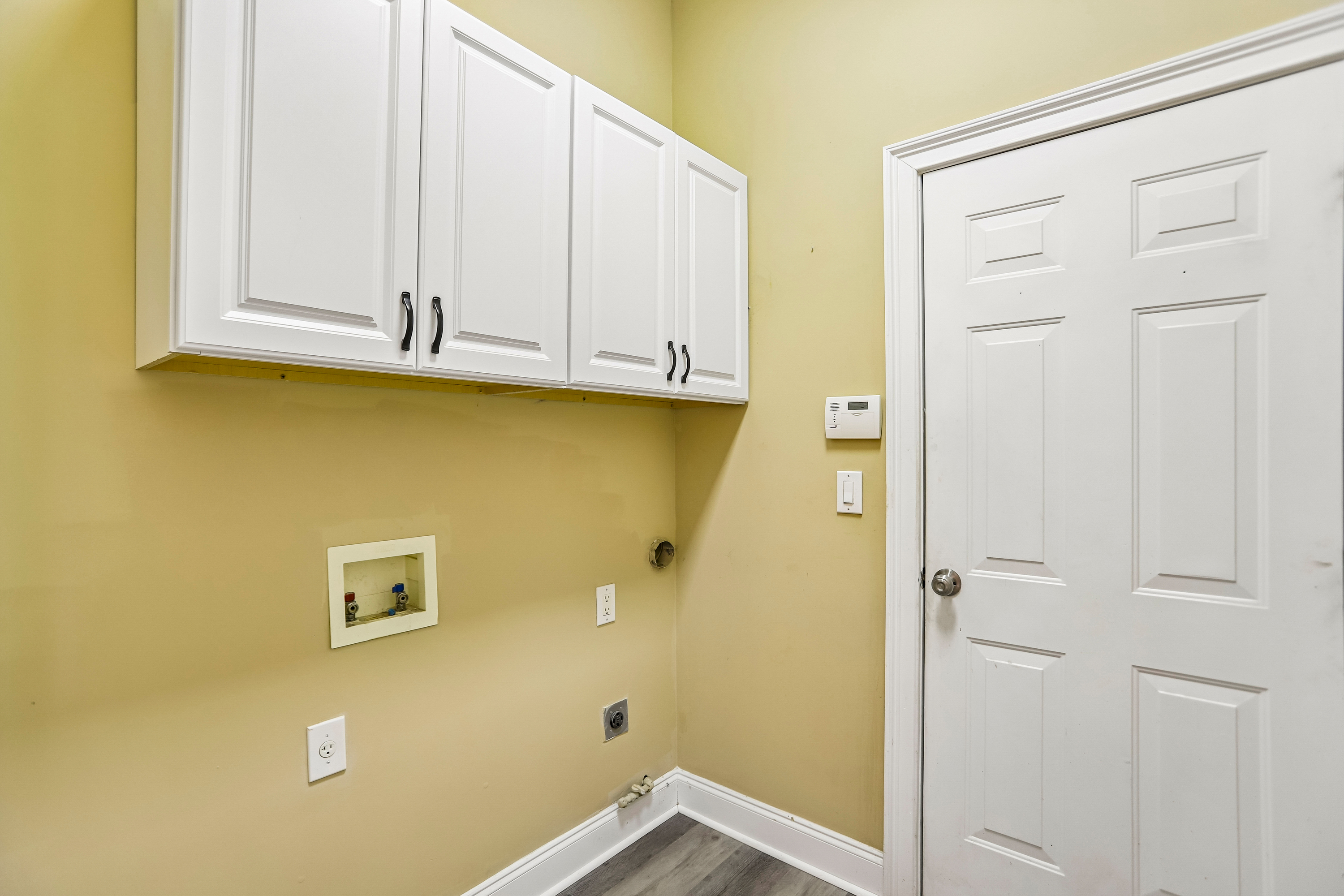 Photo 22 of 38 of 3054 Montclair Cir SE, Smyrna, GA