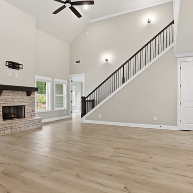 Property photo 3 of 1290 Legend Dr