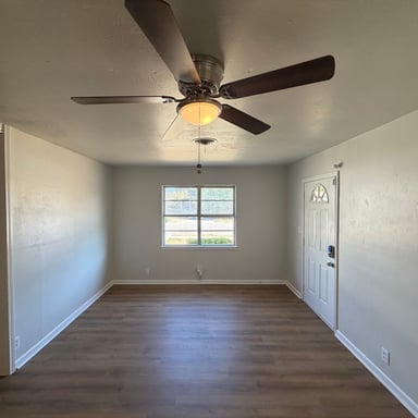 Property photo 3 of 8021 Tumbleweed Trl
