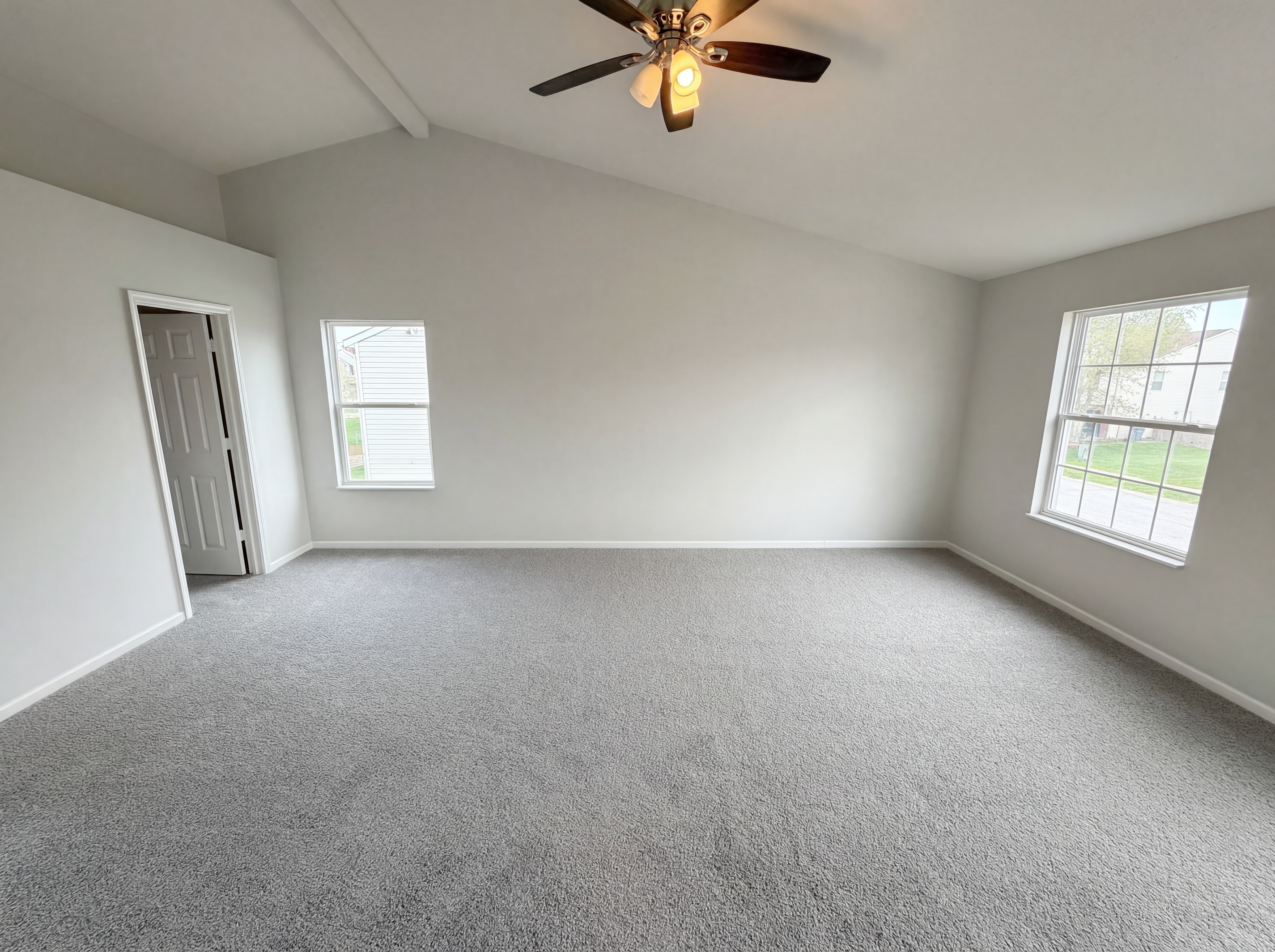 Photo 15 of 28 of 8911 Alto Way, Indianapolis, IN