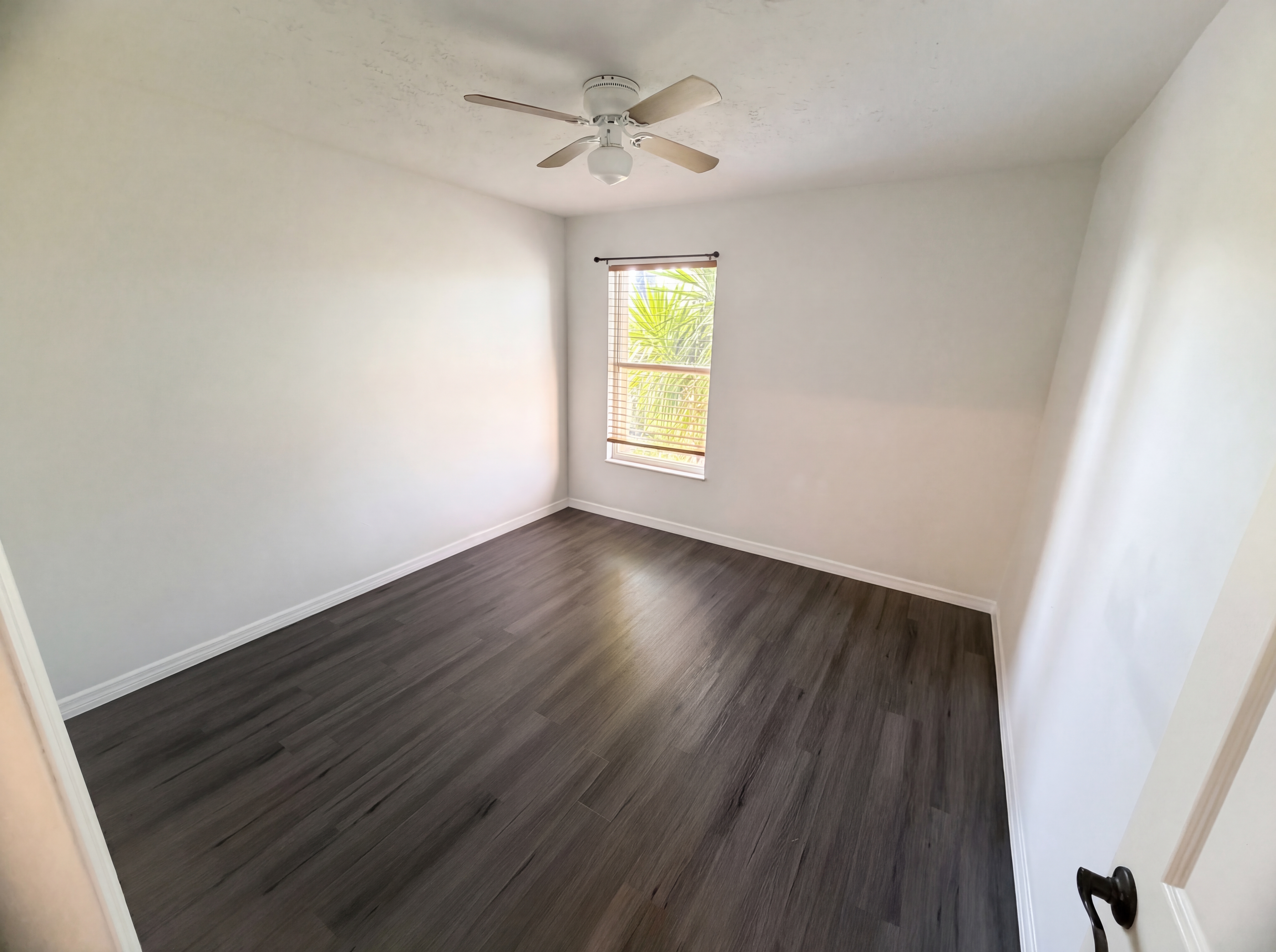 Photo 8 of 27 of 681 SW McCoy Ave, Port Saint Lucie, FL