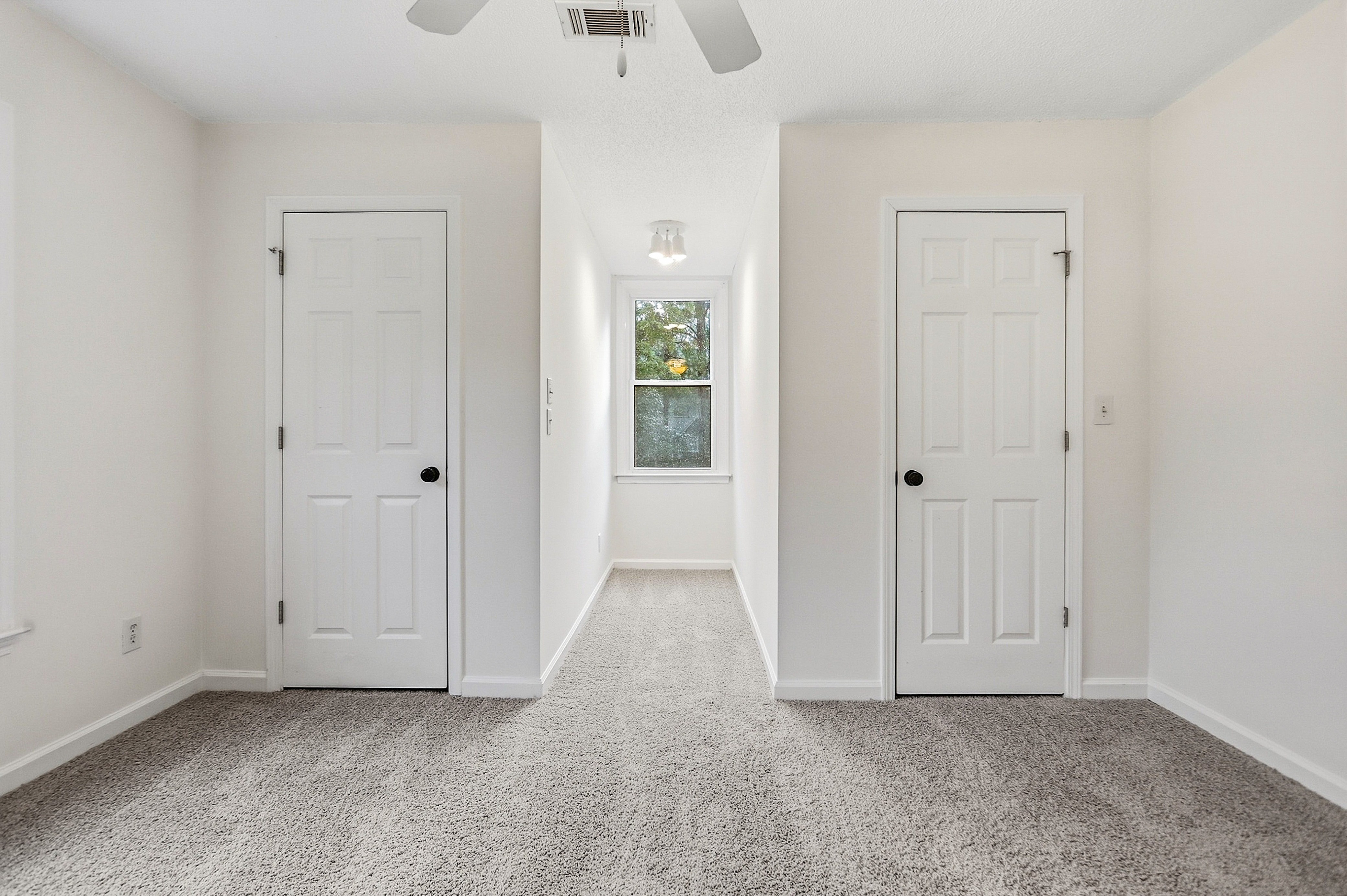 Photo 20 of 40 of 1025 Crown Corners Dr, McDonough, GA