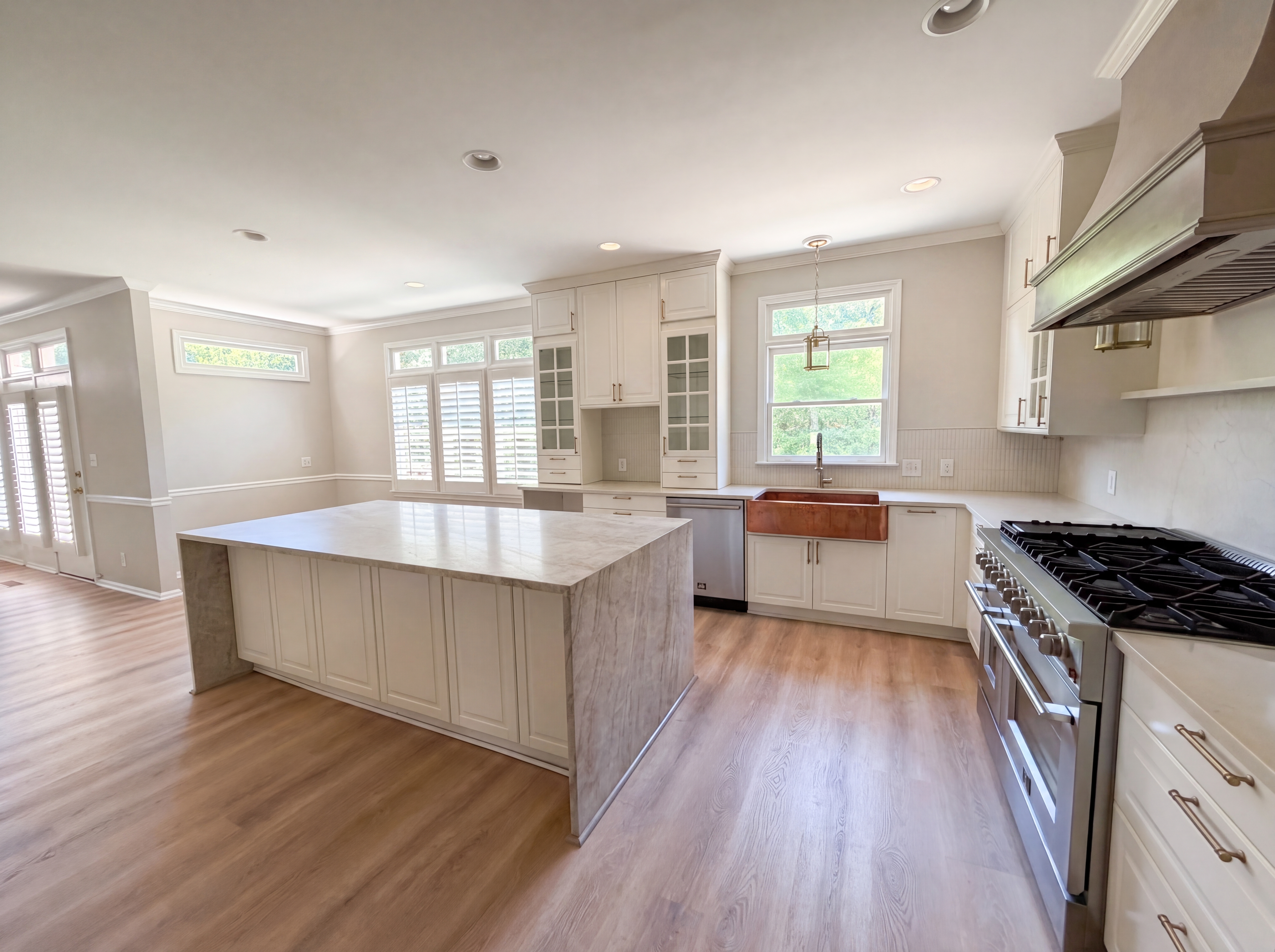 Photo 6 of 21 of 15130 Stonegreen Ln, Huntersville, NC