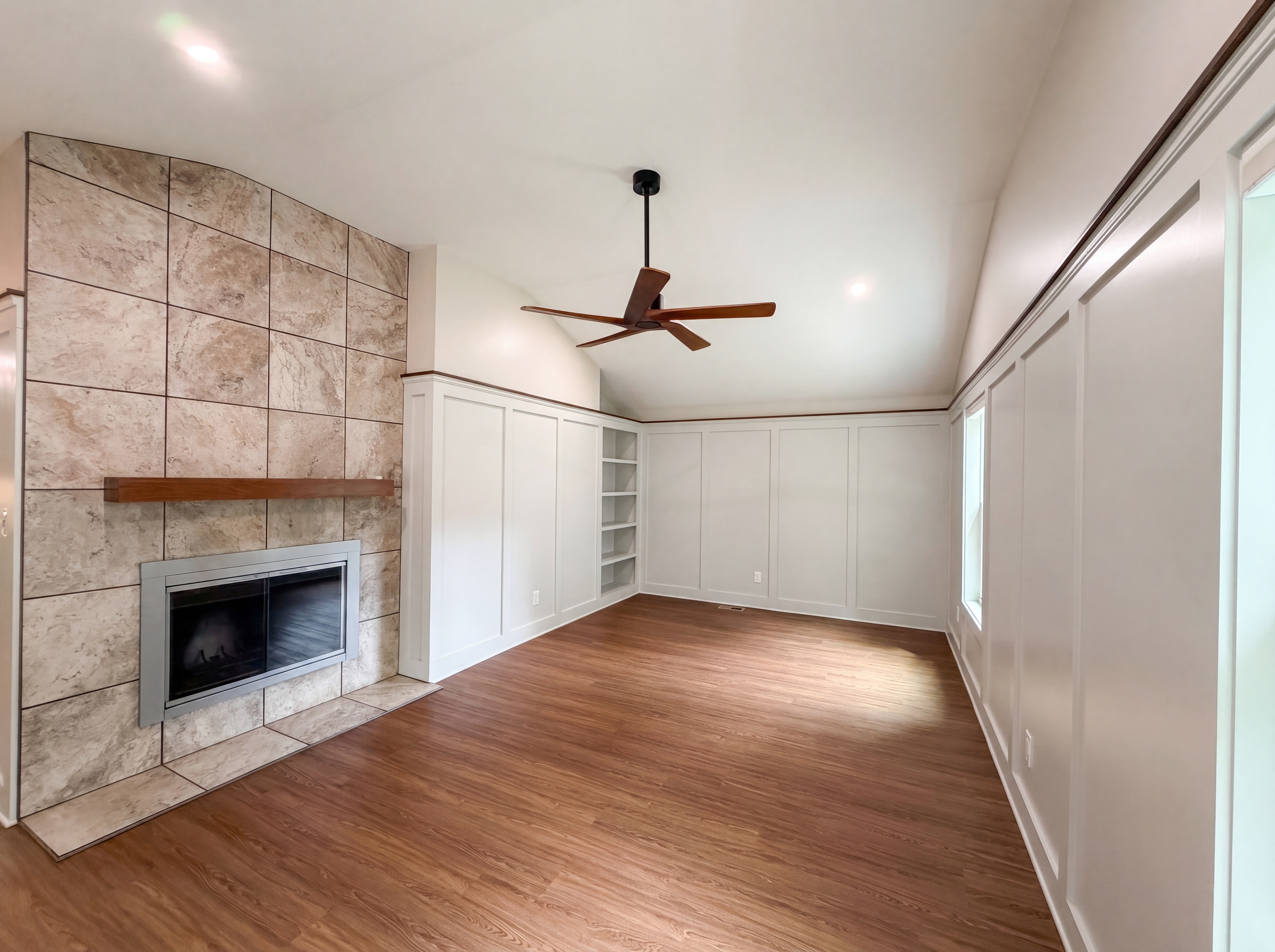 Photo 3 of 16 of 6625 Suburban Dr, Raleigh, NC
