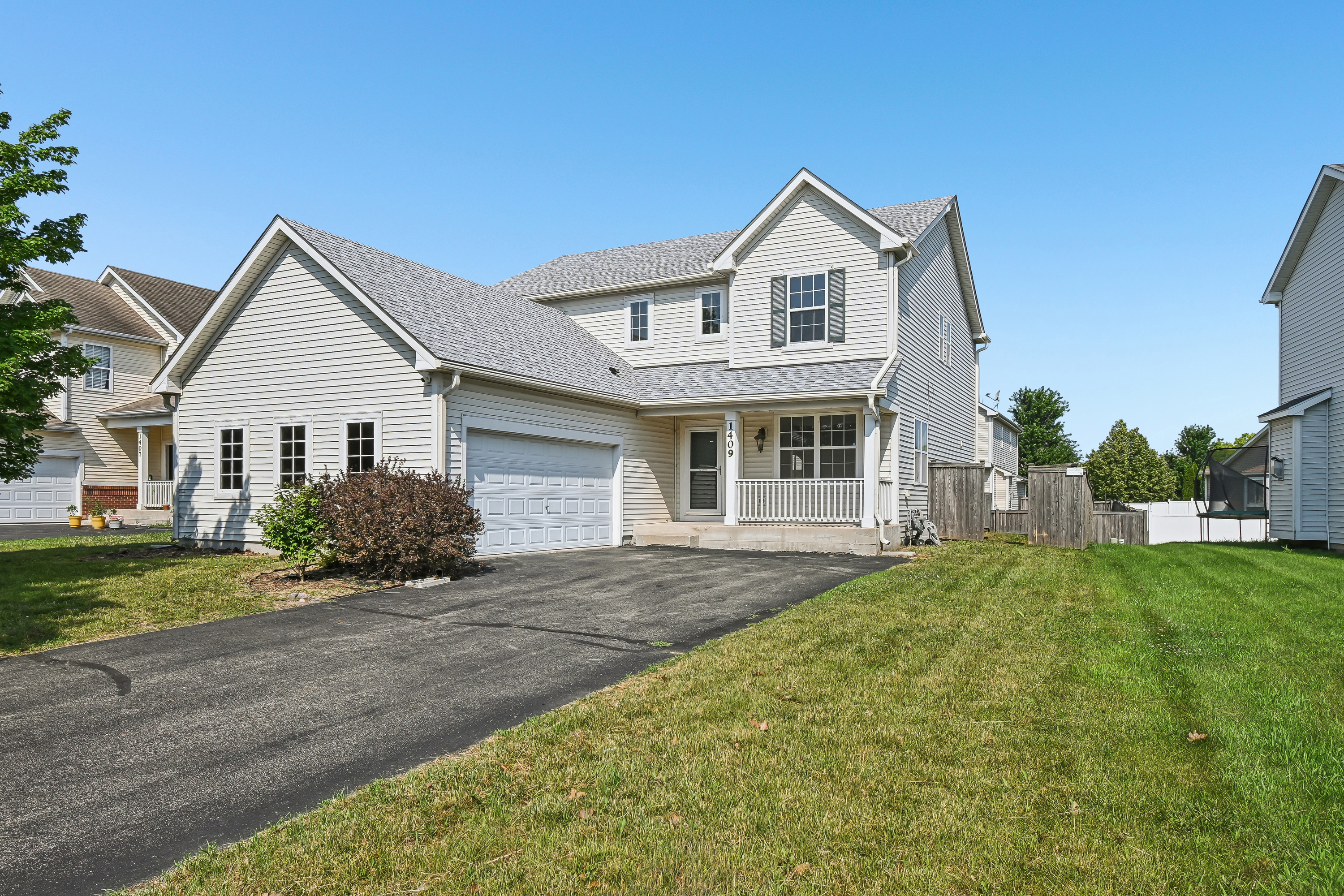 Photo 65 of 69 of 1409 Baltz Dr, Joliet, IL