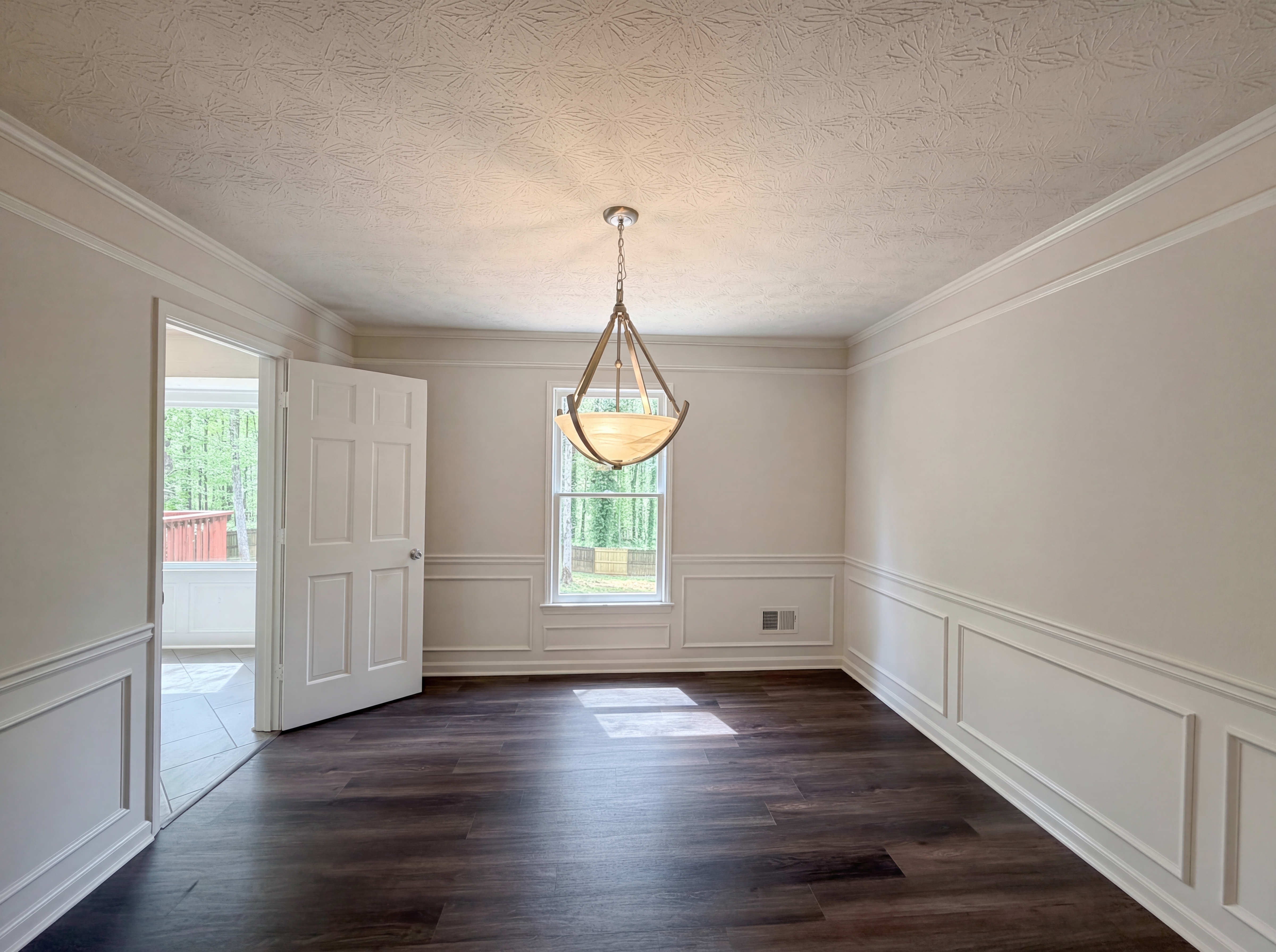 Photo 26 of 31 of 4479 Alpine Ct, Snellville, GA