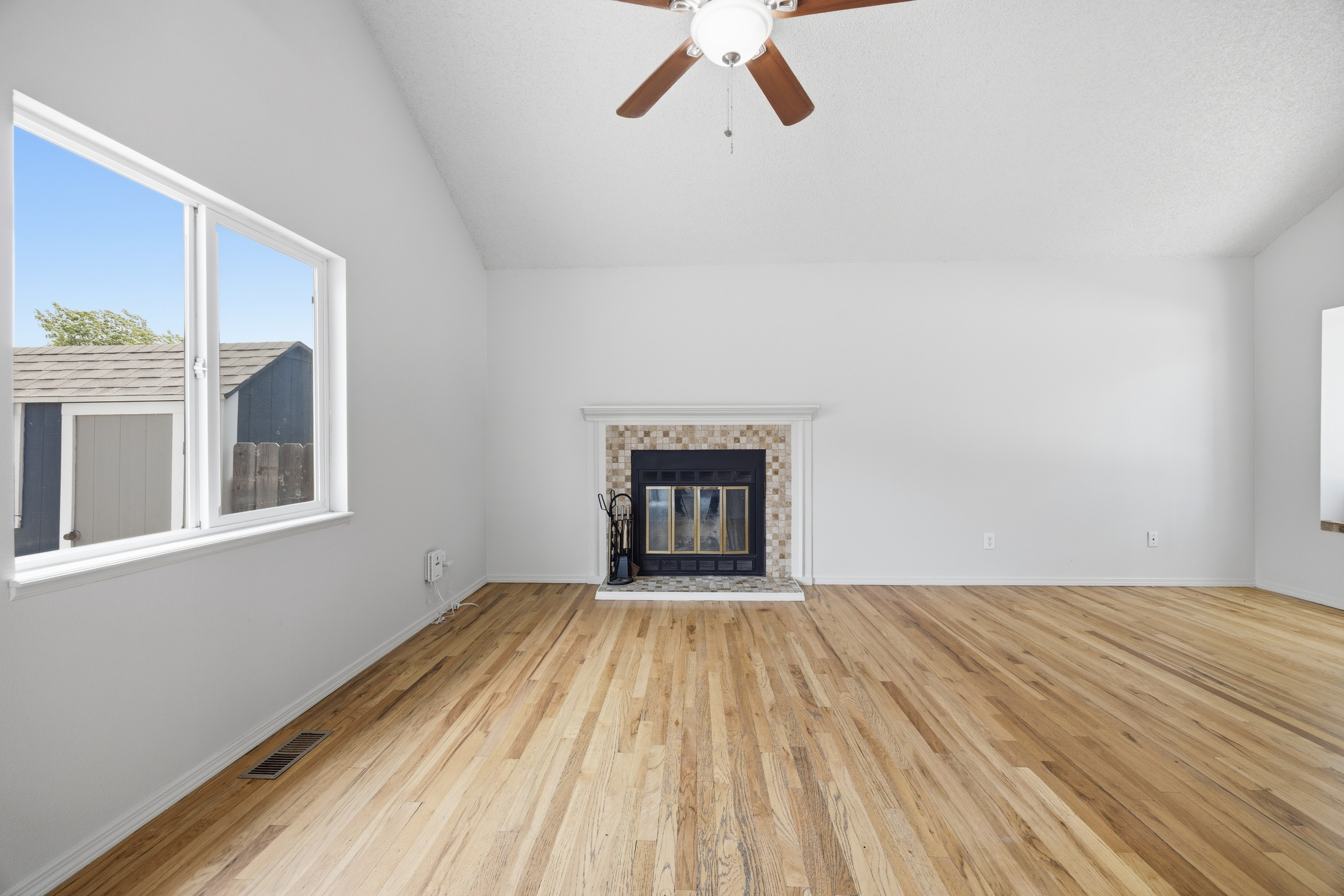 Photo 11 of 38 of 7440 Churchwood Cir, Colorado Springs, CO