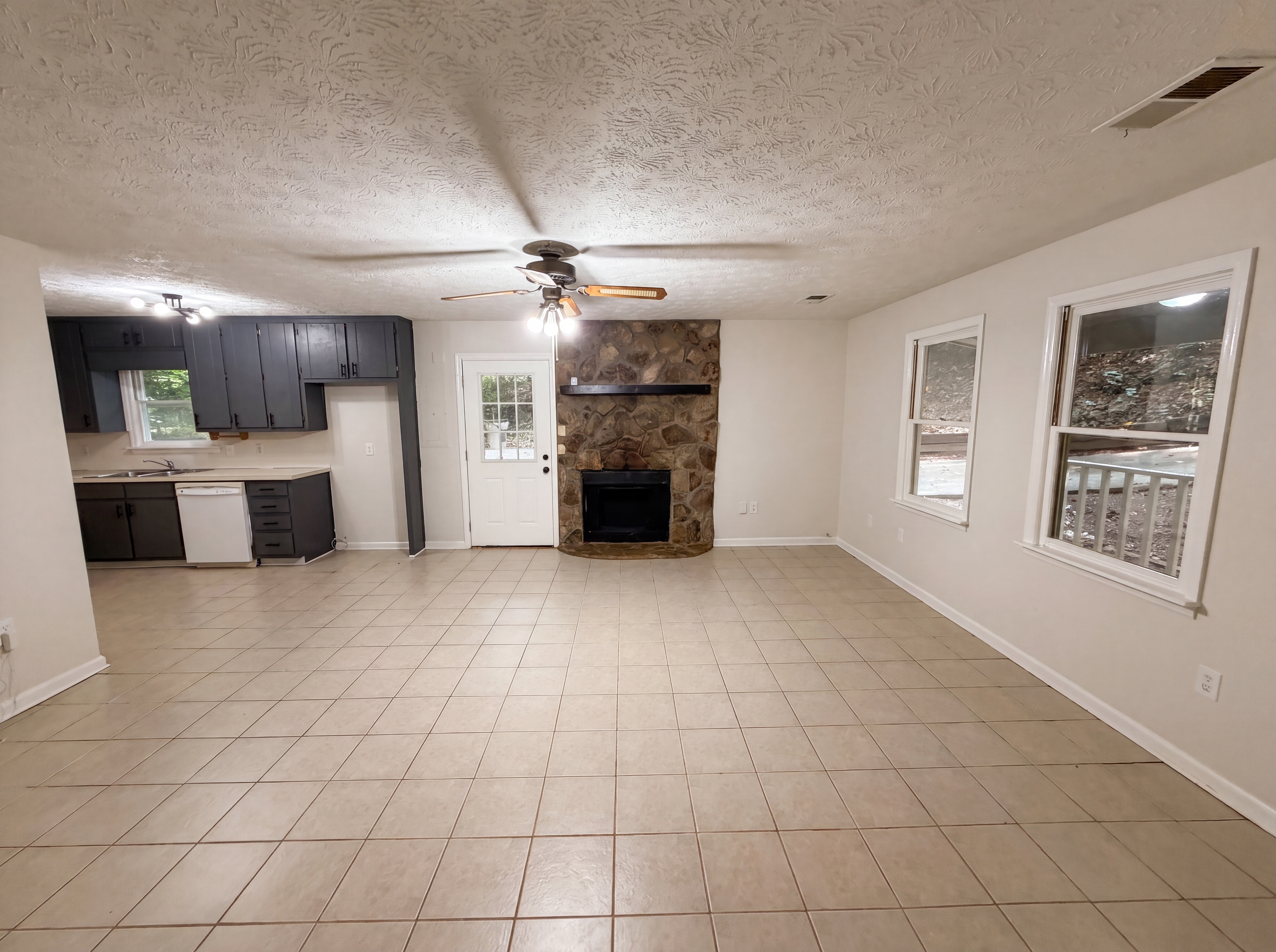 Photo 6 of 18 of 9315 Dogwood Pl, Gainesville, GA