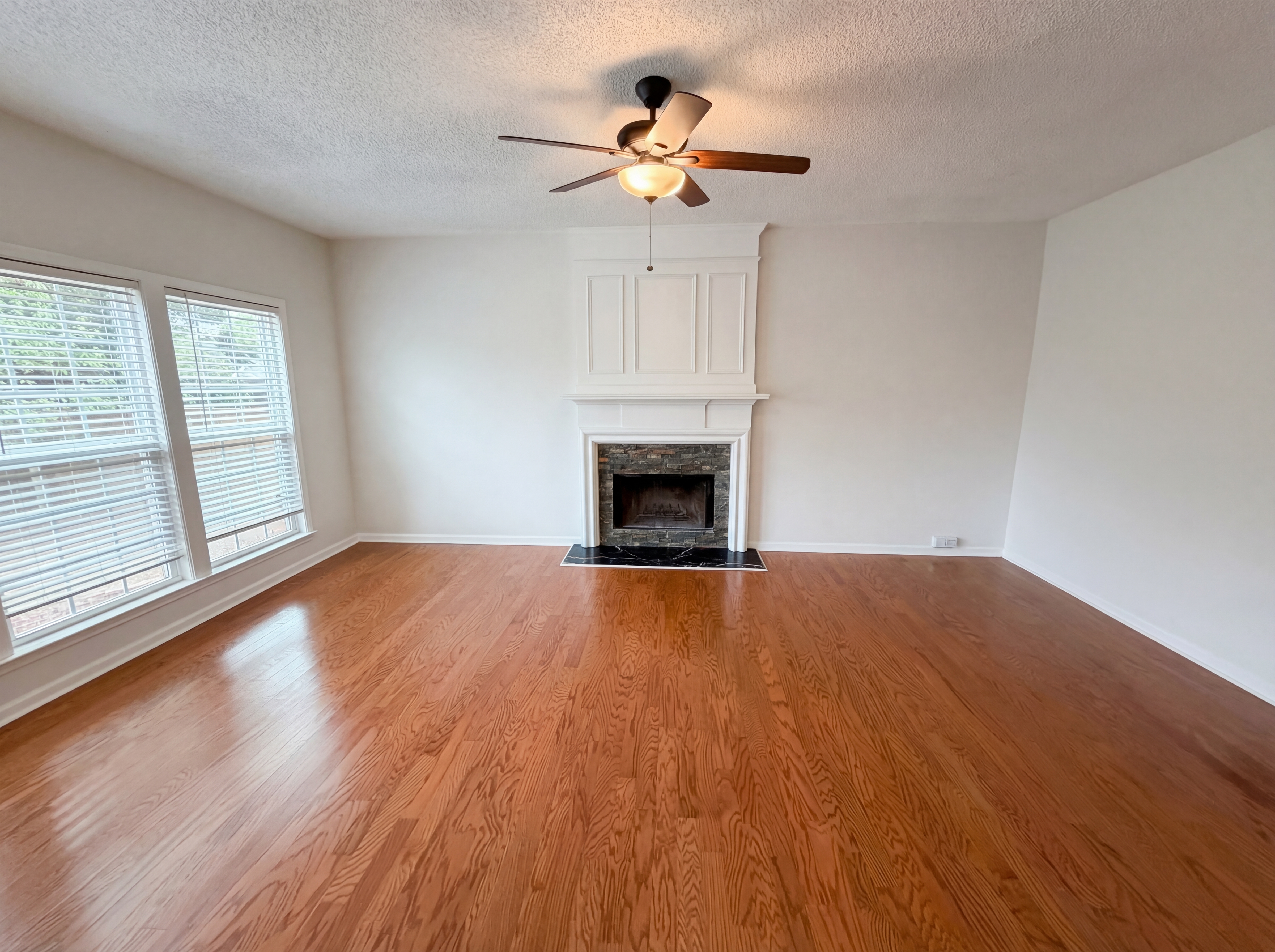 Photo 3 of 45 of 3935 Lake Lanier Dr, Duluth, GA