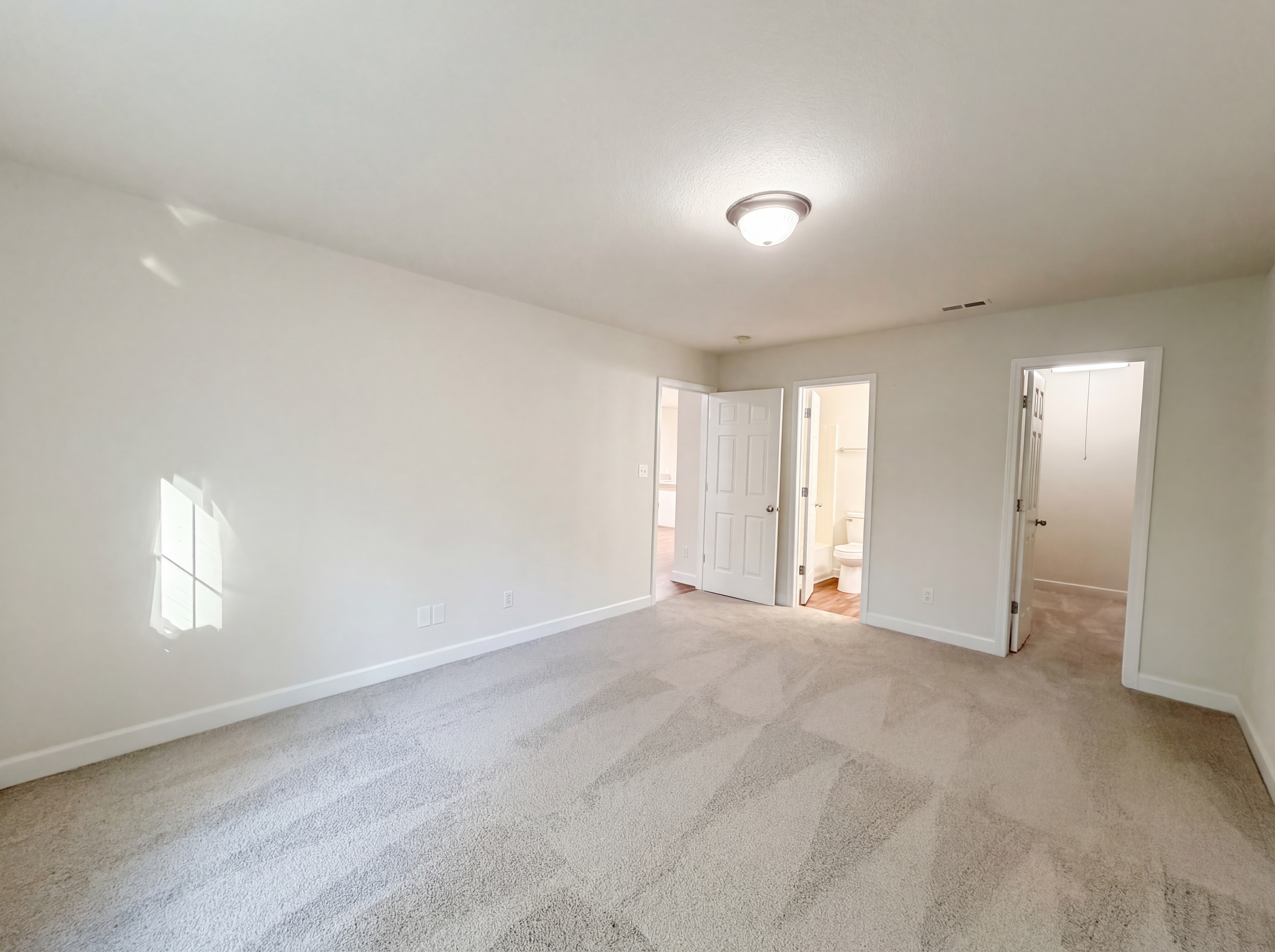 Photo 7 of 21 of 3088 Trimble Cir NW, Concord, NC