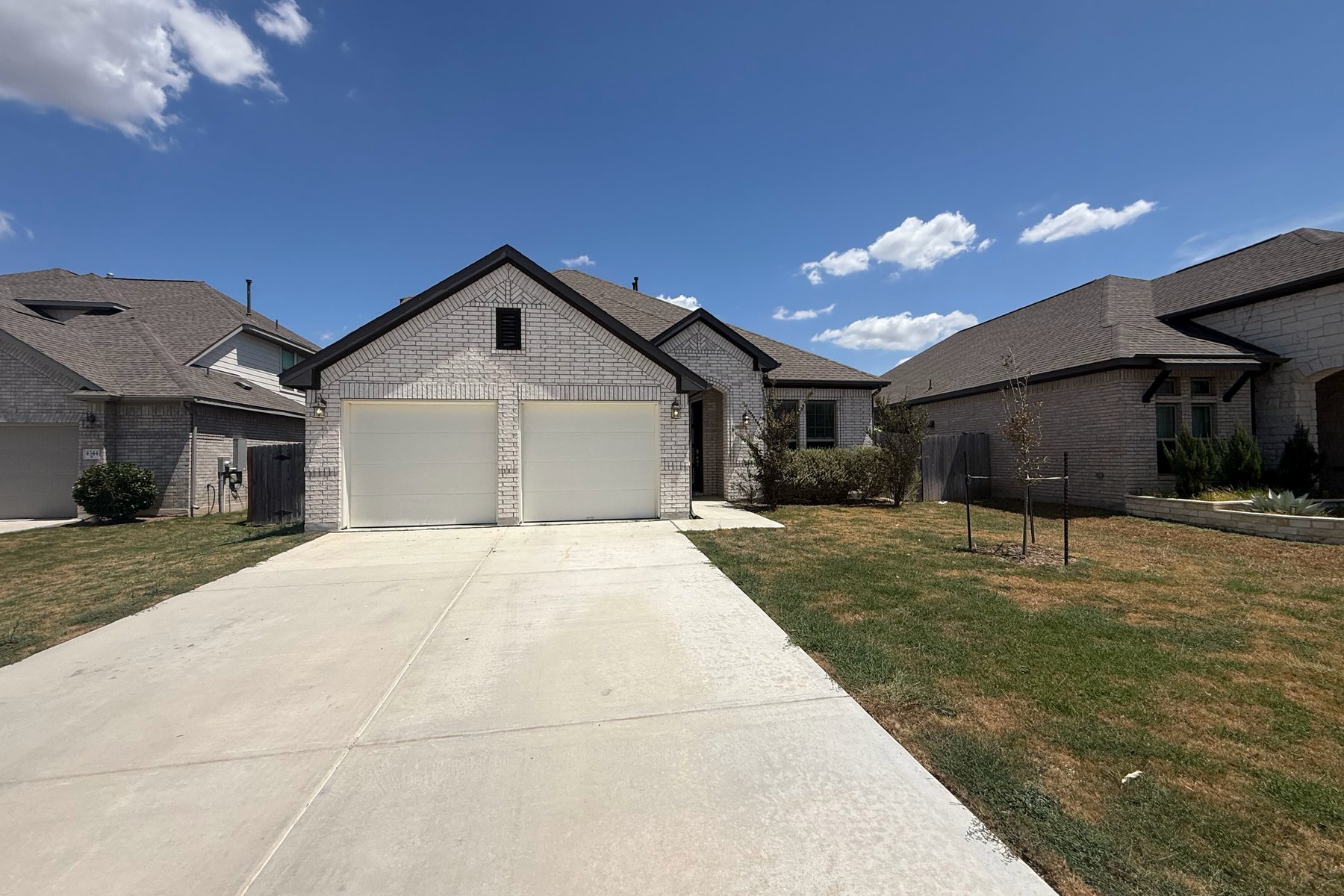 Photo 1 of 4437 Shady Hill Ln