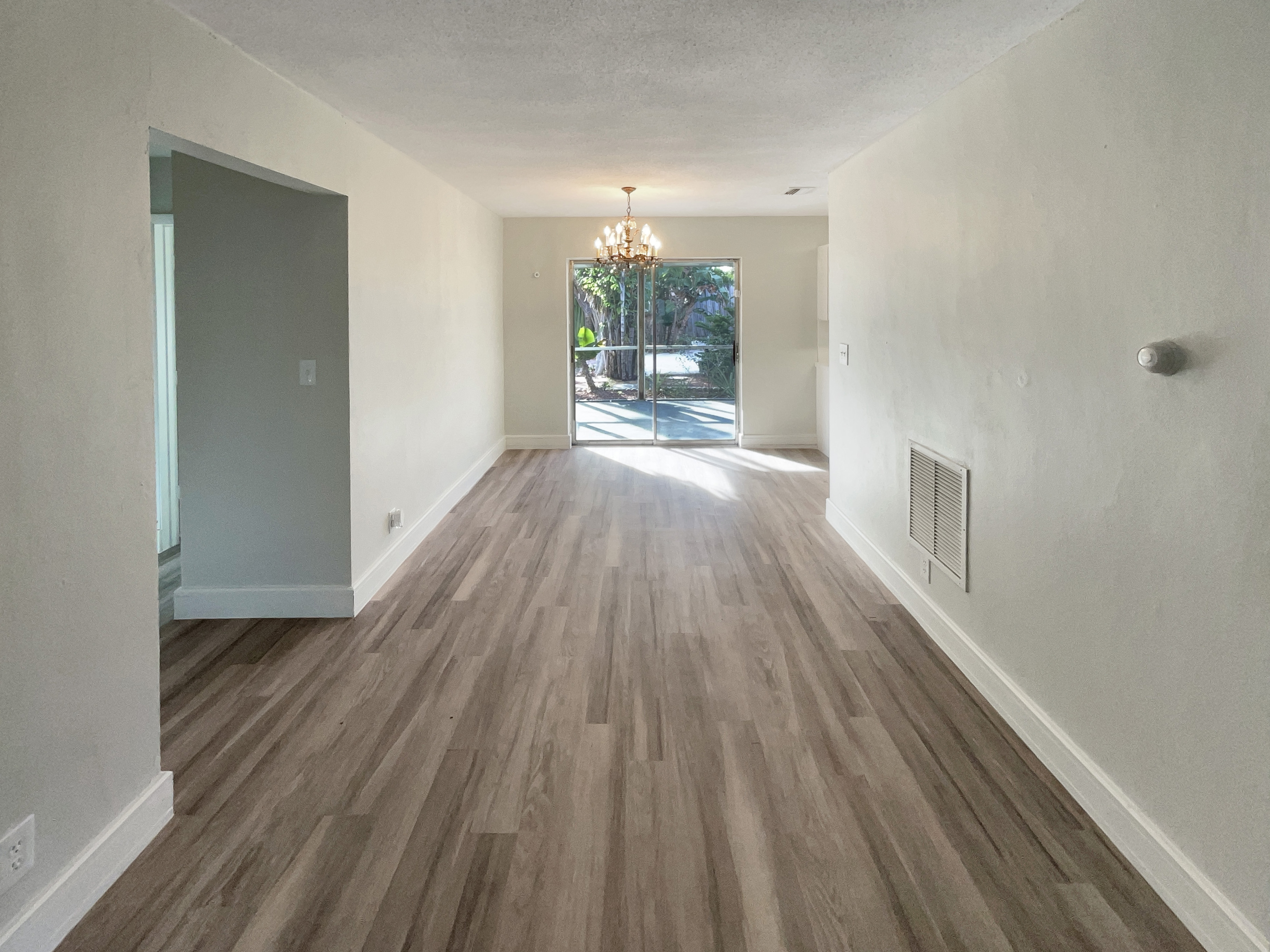 Photo 19 of 20 of 3765 NE 12th Ter, Pompano Beach, FL