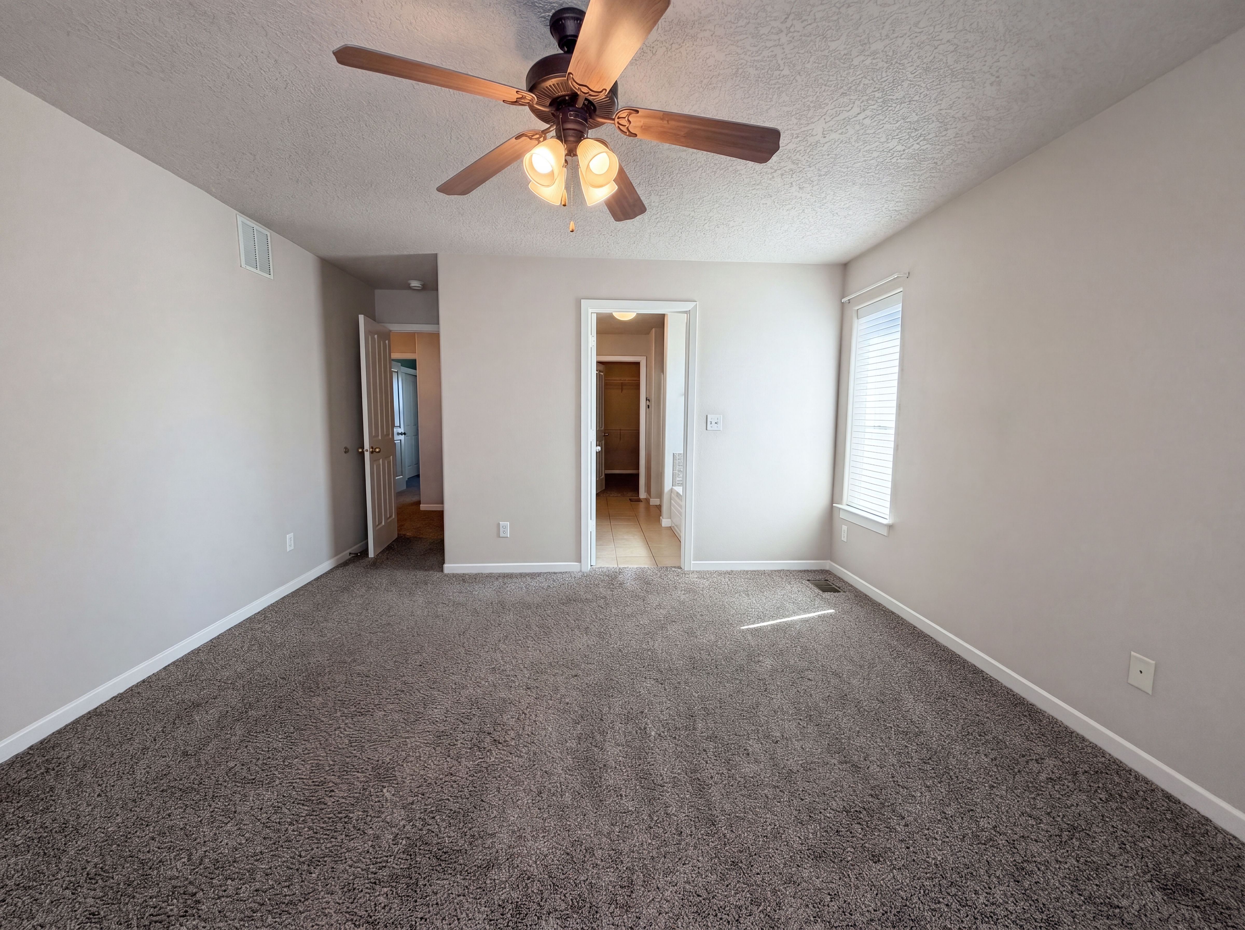 Photo 3 of 23 of 2513 Milagro Ridge Ct NE, Rio Rancho, NM
