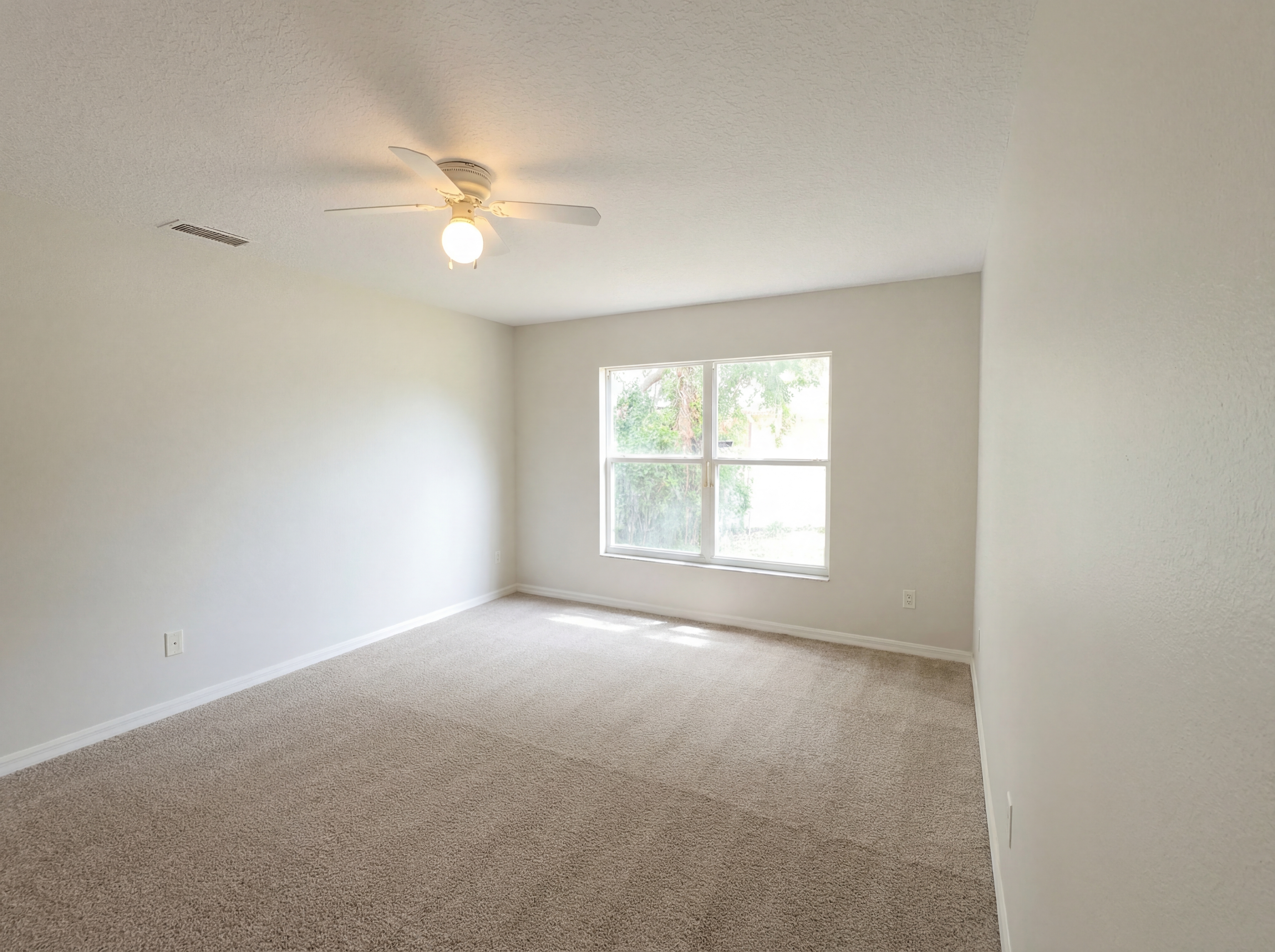 Photo 11 of 24 of 1021 Dekleva Dr, Apopka, FL