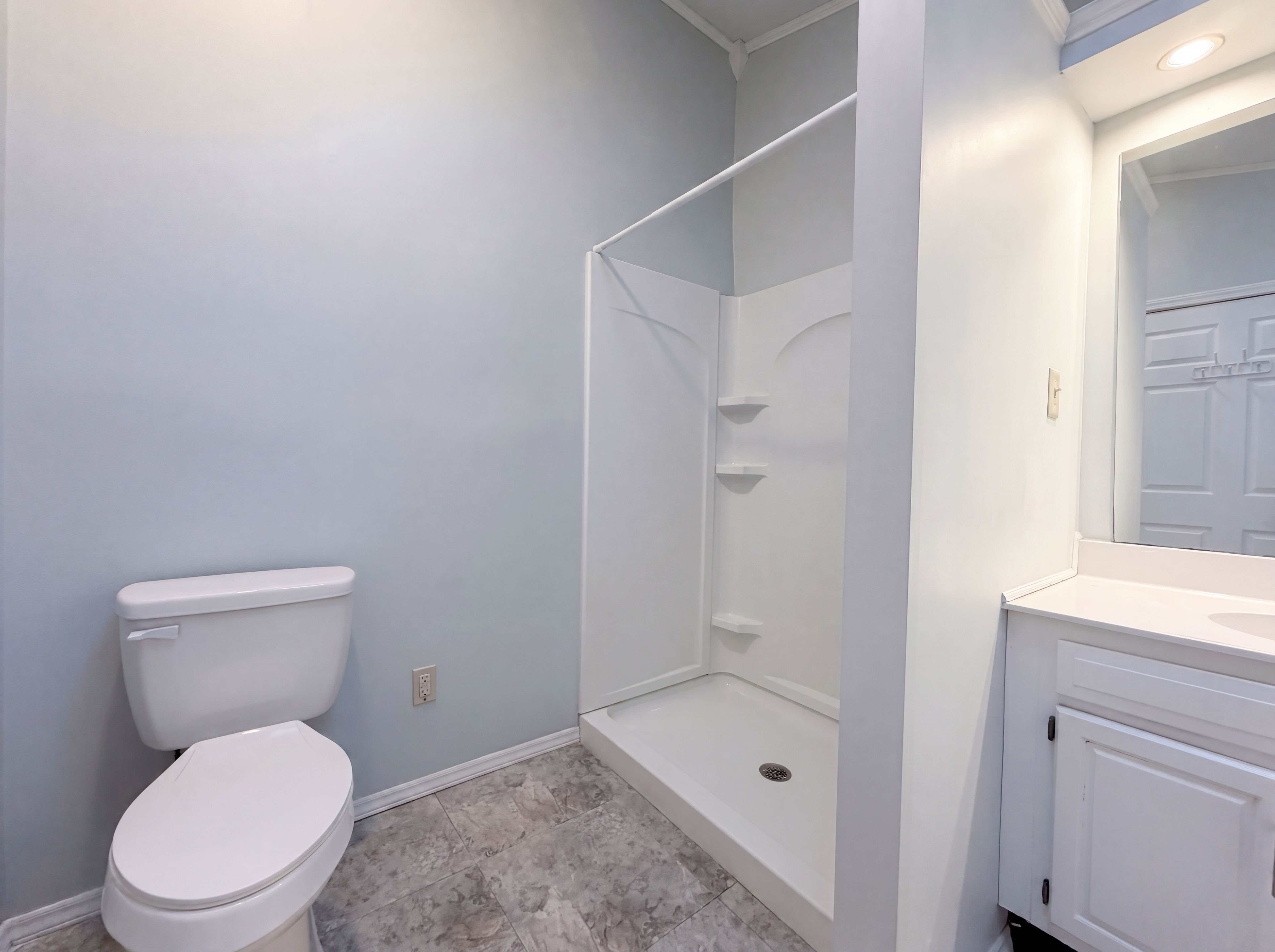 Photo 13 of 19 of 406 Dingler Ave, Mooresville, NC