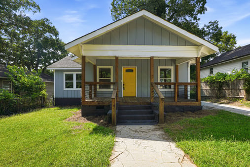 Photo 1 of 25 of 1233 Oakland Dr SW, Atlanta, GA