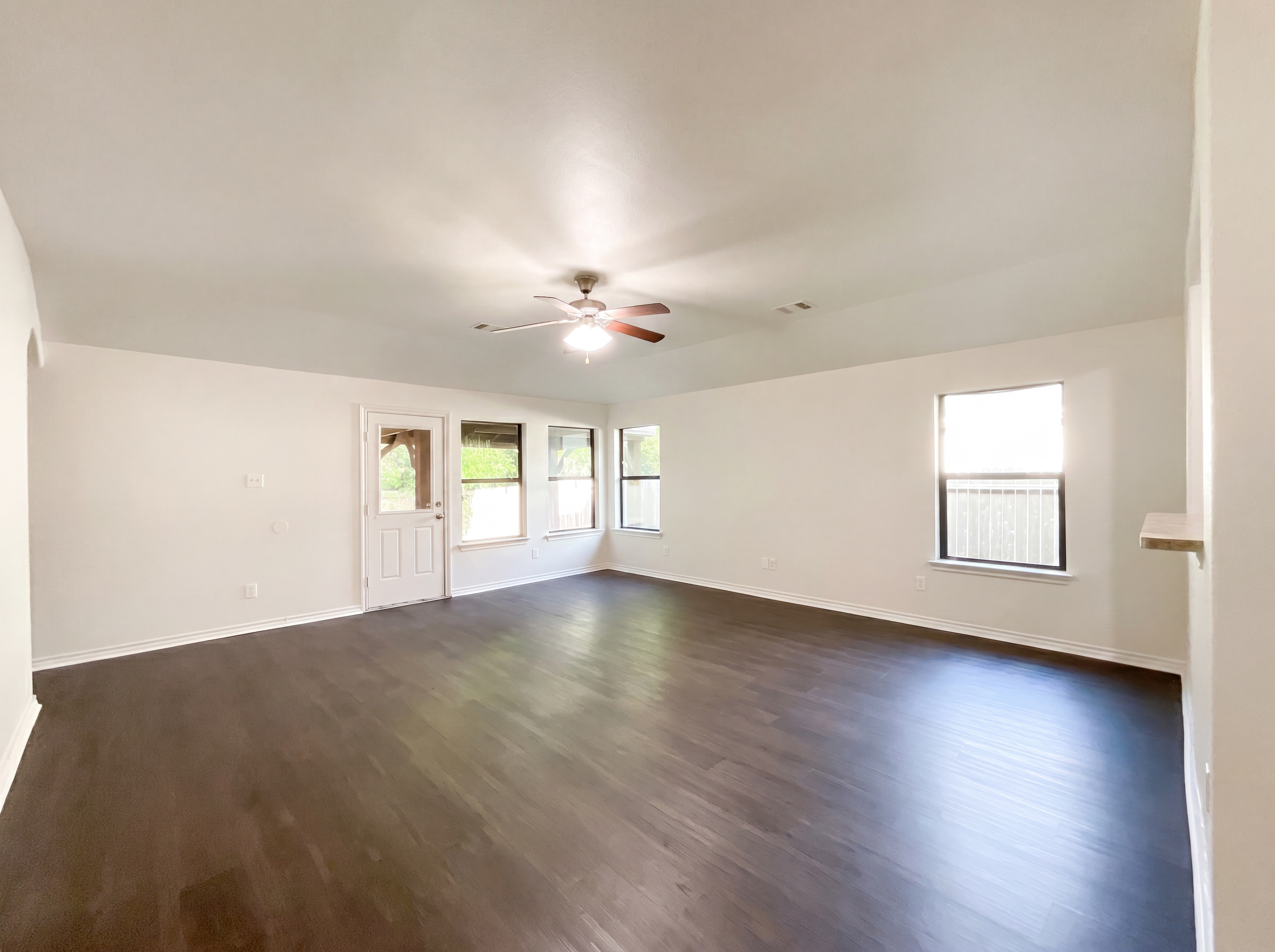 Photo 8 of 18 of 1603 Katydid Ct, Conroe, TX