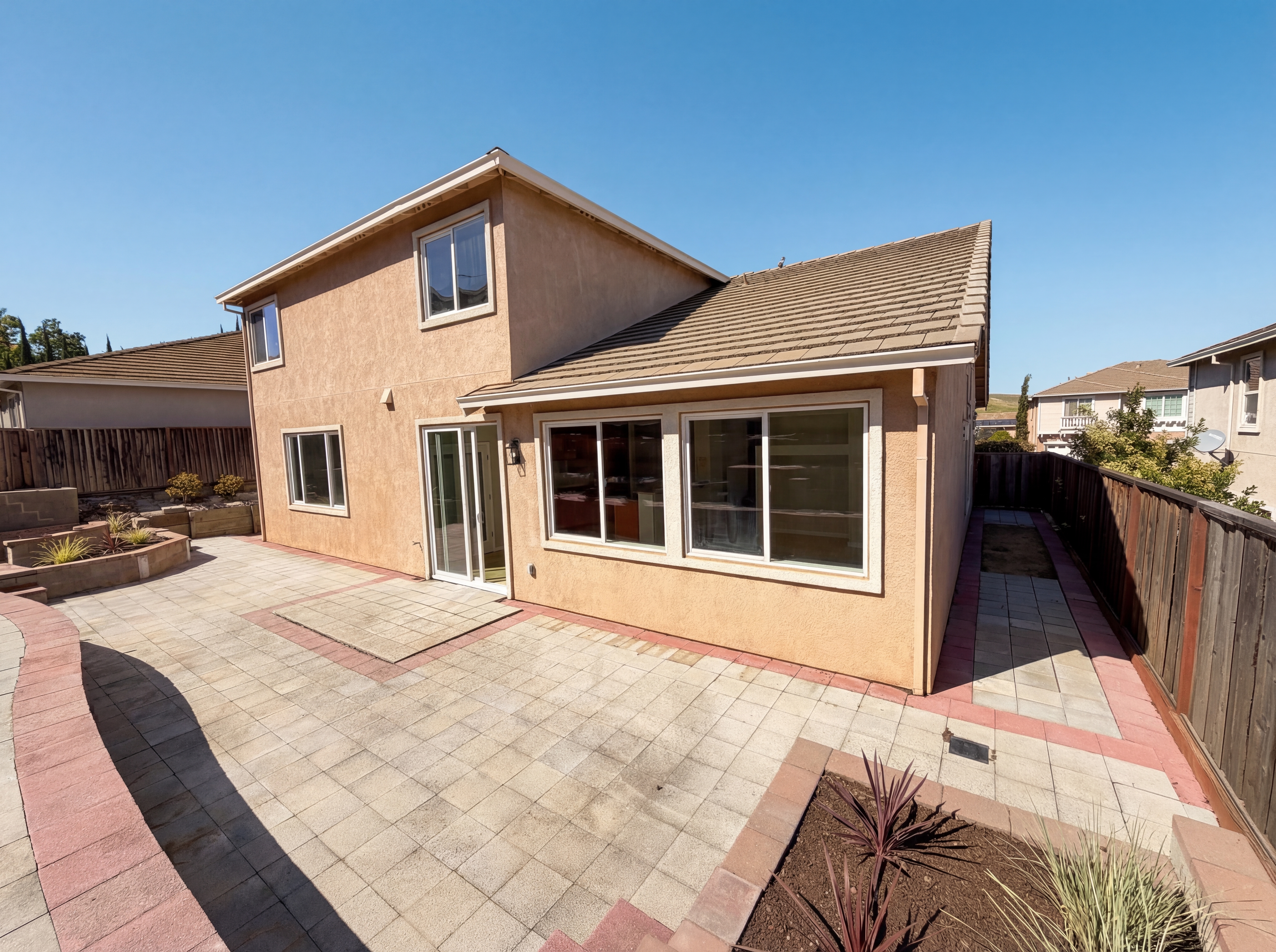 Photo 5 of 47 of 1257 Brooktrail Dr, Pittsburg, CA