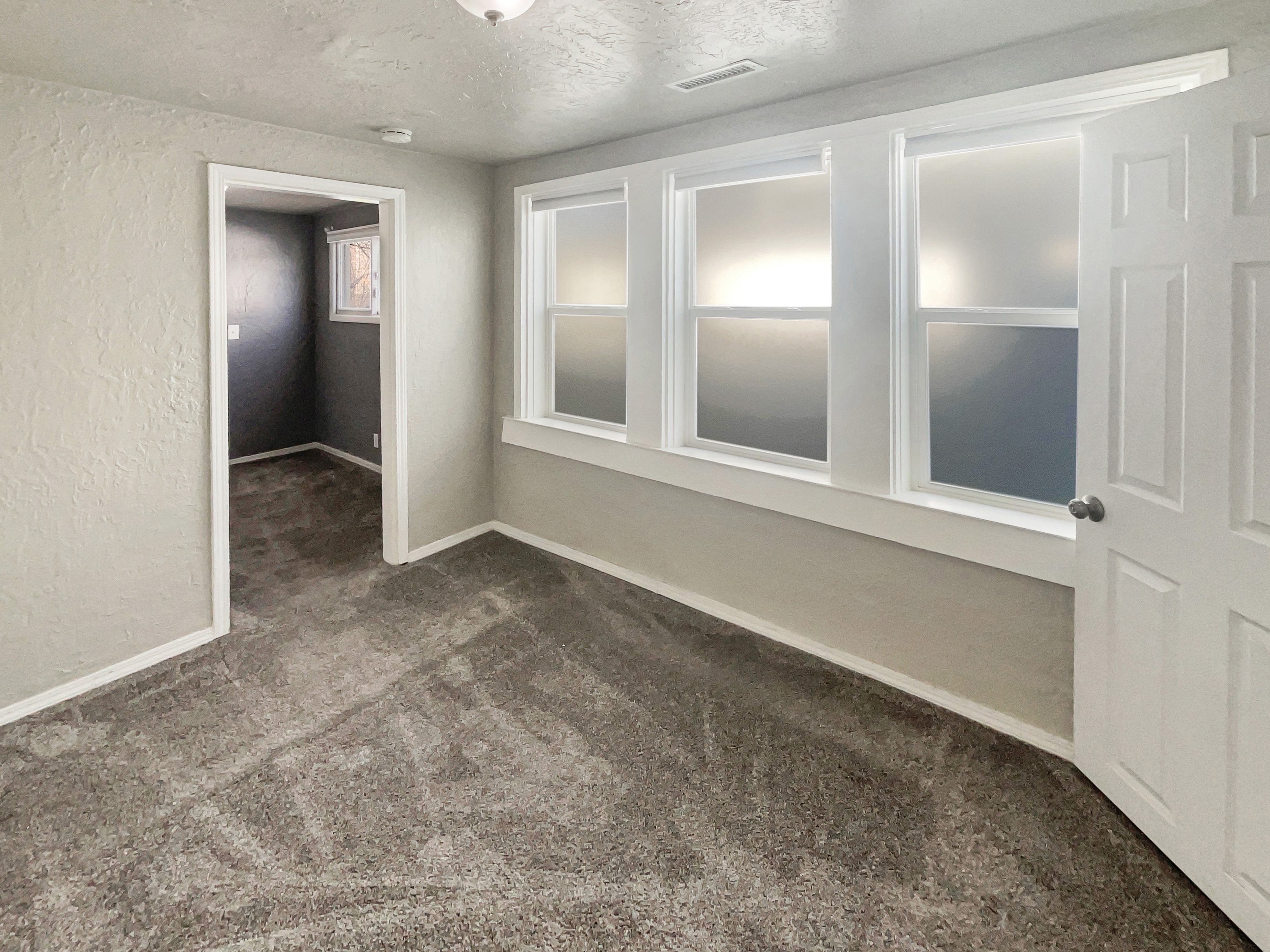 Photo 16 of 19 of 2865 Pingree Ave, Ogden, UT